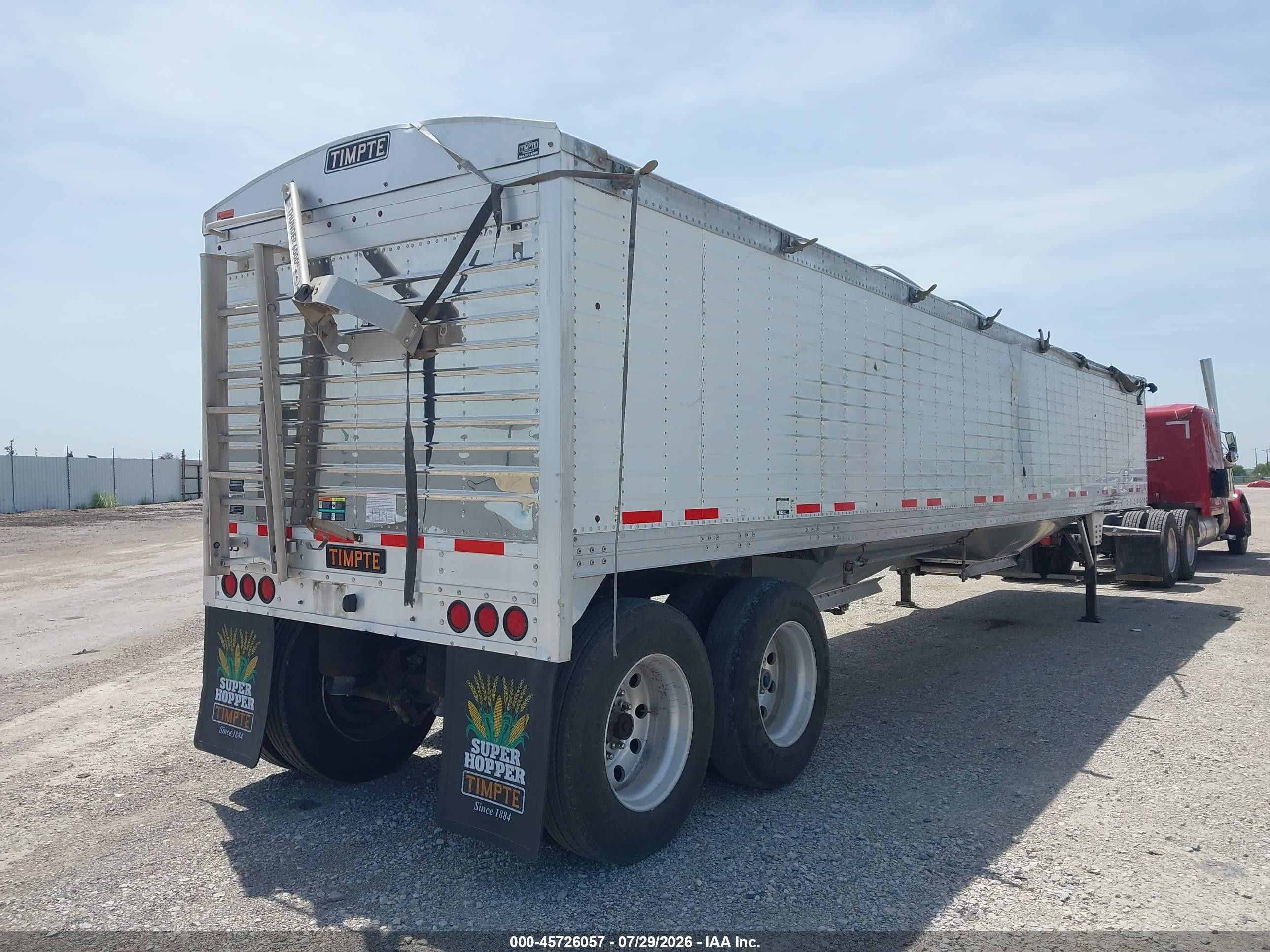 2019 Timpte Unknown VIN 1TDH4002XKB160189 IAAI salvage auction — Rollover, Original (Texas), sold $2,600 on 2026-09-09 (photo 4)