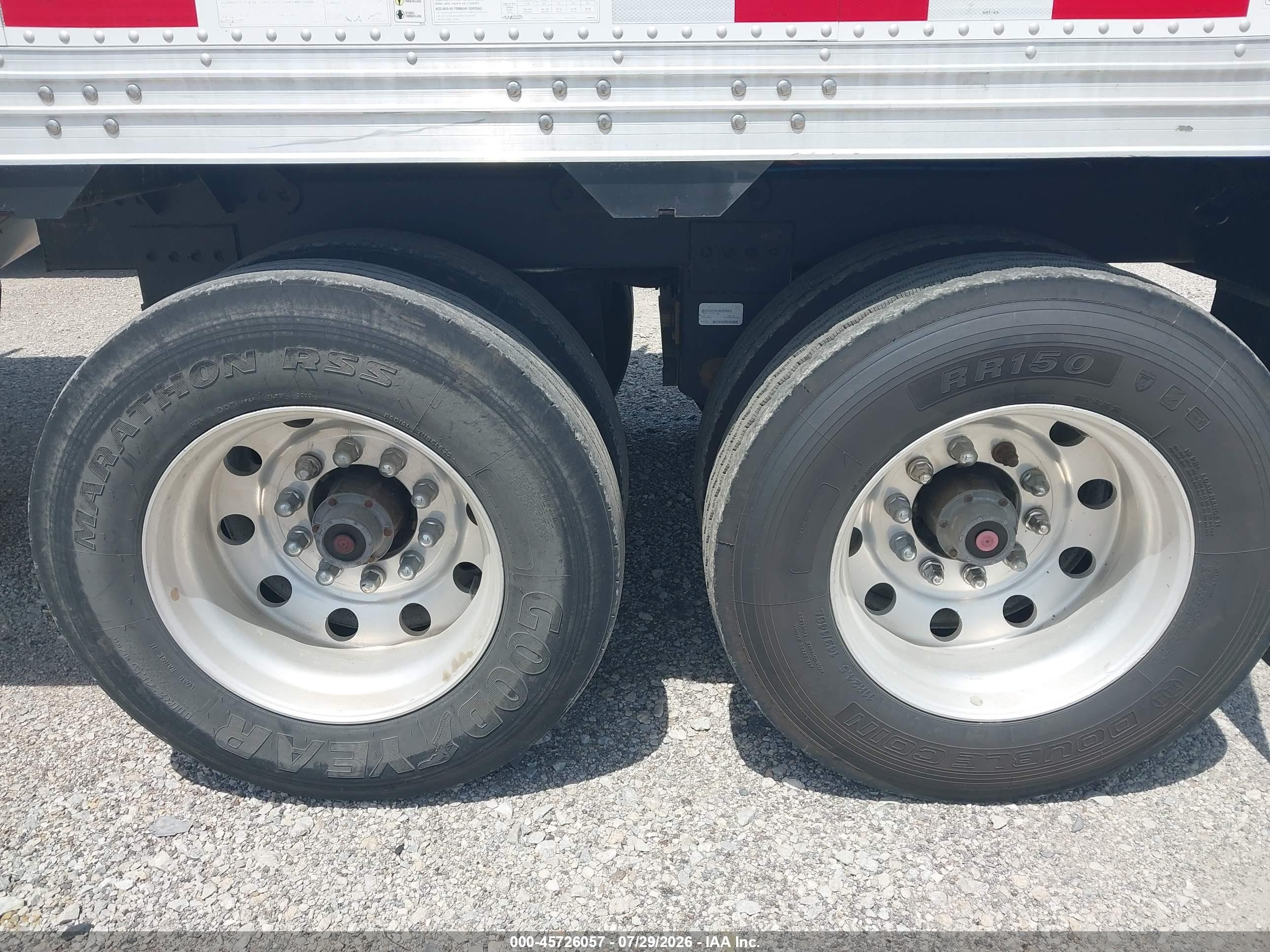 2019 Timpte Unknown VIN 1TDH4002XKB160189 IAAI salvage auction — Rollover, Original (Texas), sold $2,600 on 2026-09-09 (photo 7)