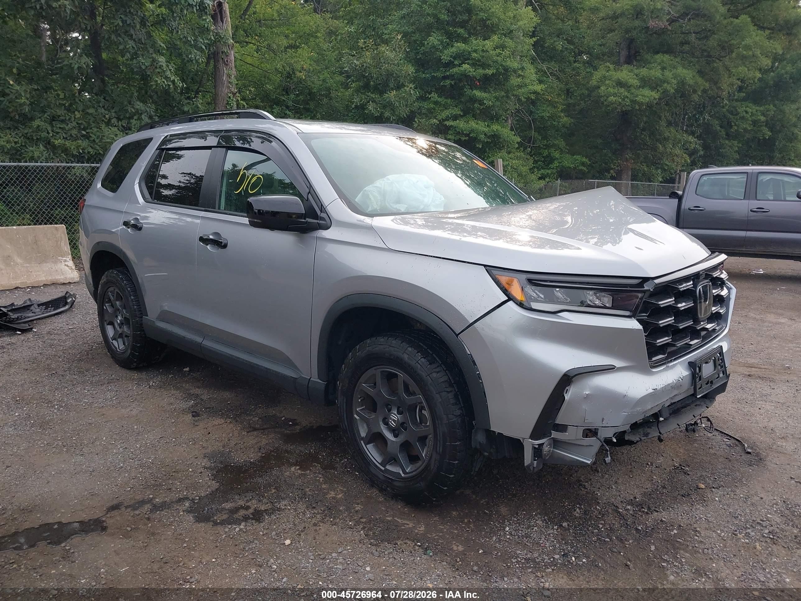 2024 Honda Pilot VIN 5FNYG1H65RB025925 — IAAI salvage auction photo