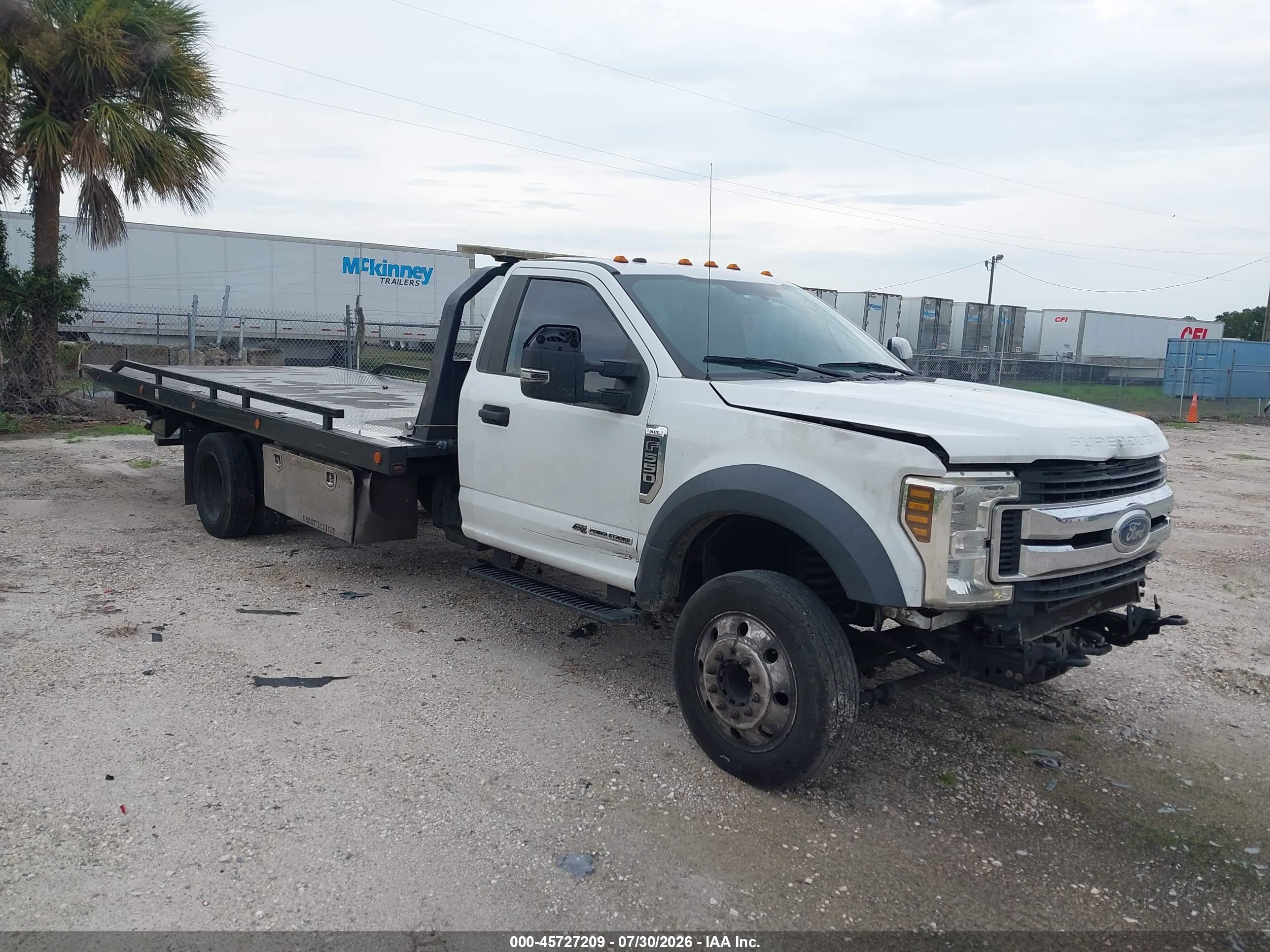 2019 Ford F-550 Chassis VIN 1FDUF5GTXKDA04187 — IAAI salvage auction photo