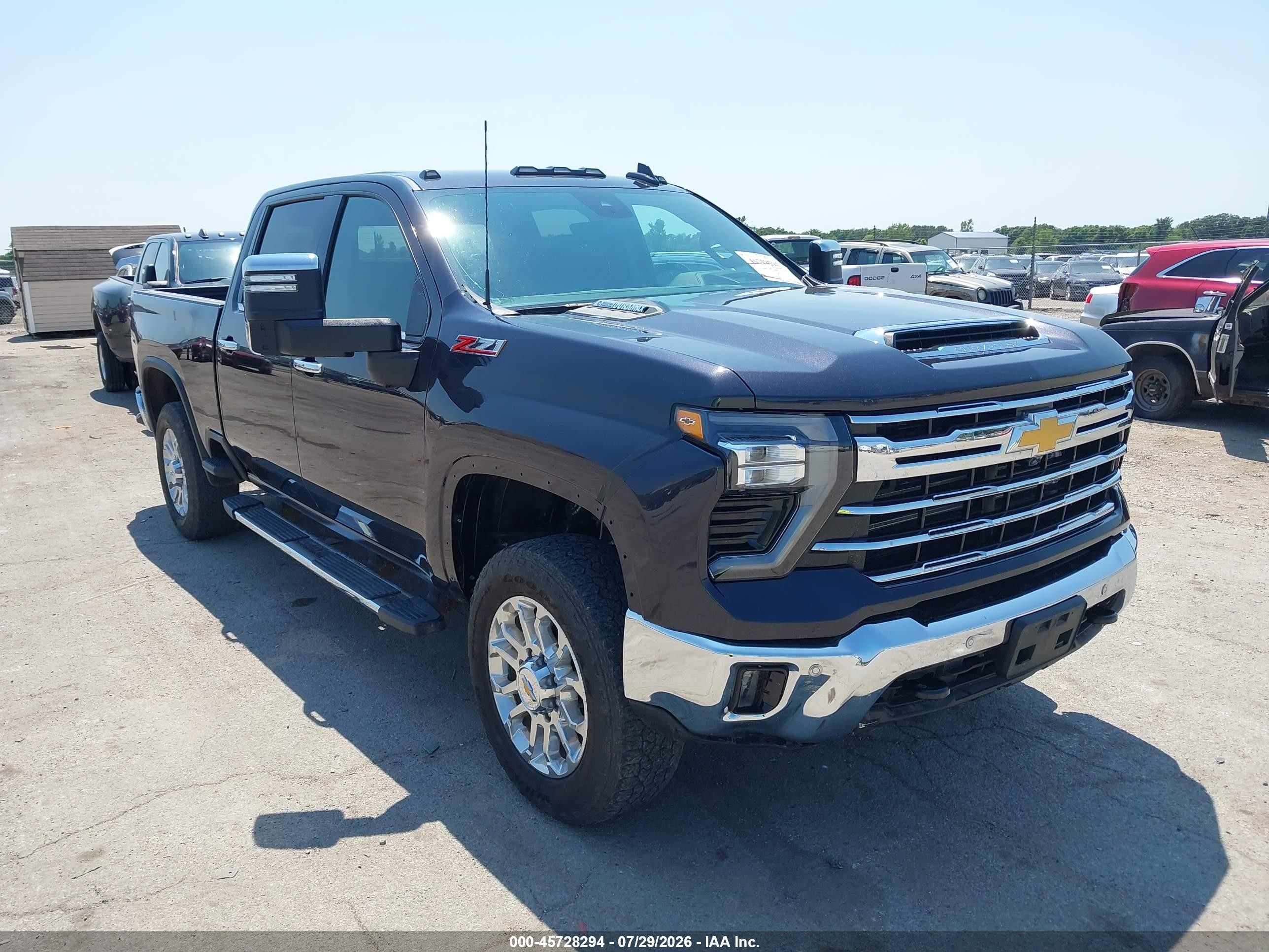 2024 Chevrolet Silverado 2500 VIN 1GC4YPEY6RF338790 — IAAI salvage auction photo