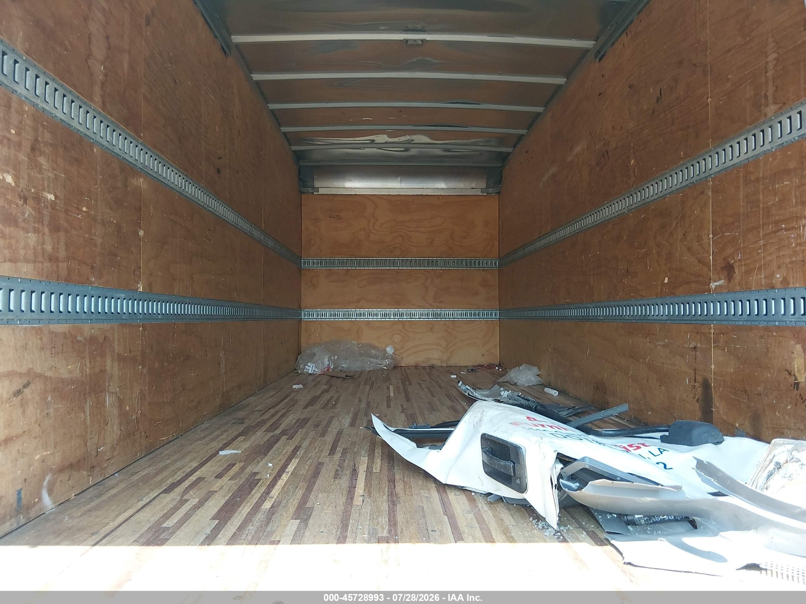 2019 Isuzu Npr VIN 54DB4W1B1KS805573 IAAI salvage auction — Front End, Salvage (Louisiana), sold $1,000 on 2026-08-11 (photo 6)