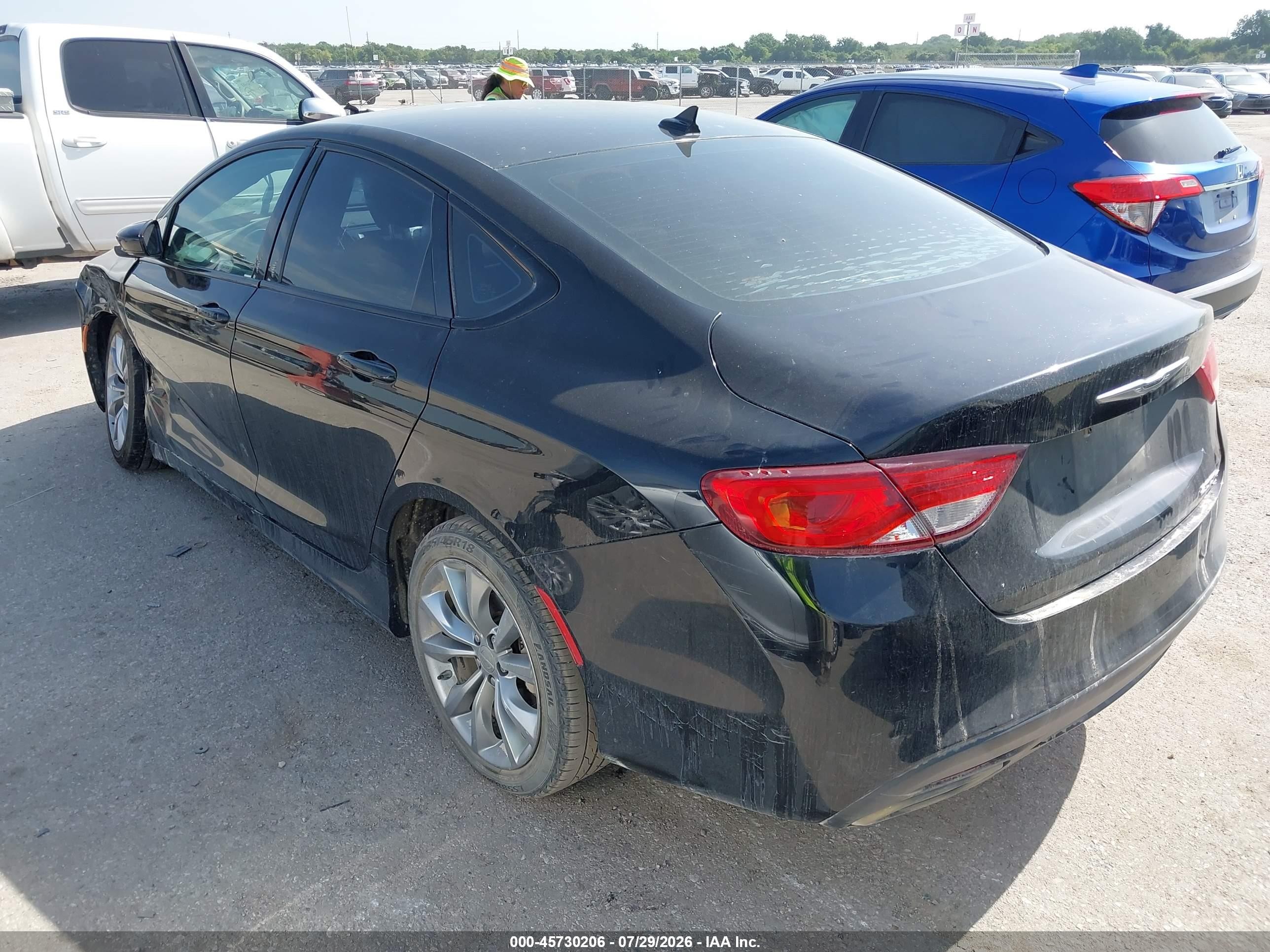 2016 Chrysler 200 VIN 1C3CCCBB7GN139385 IAAI salvage auction — Side, Salvage (Texas), sold $500 on 2026-09-06 (photo 3)