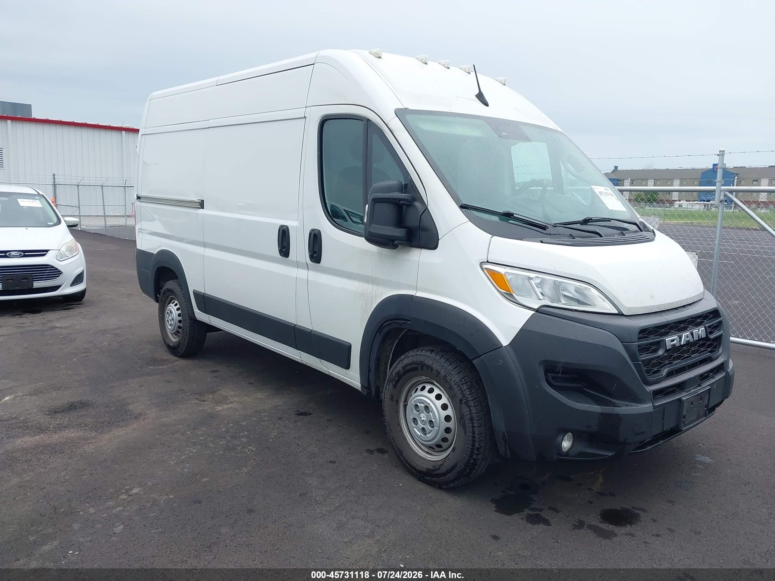 2024 Ram ProMaster 2500 VIN 3C6LRVCG2RE146243 — IAAI salvage auction photo
