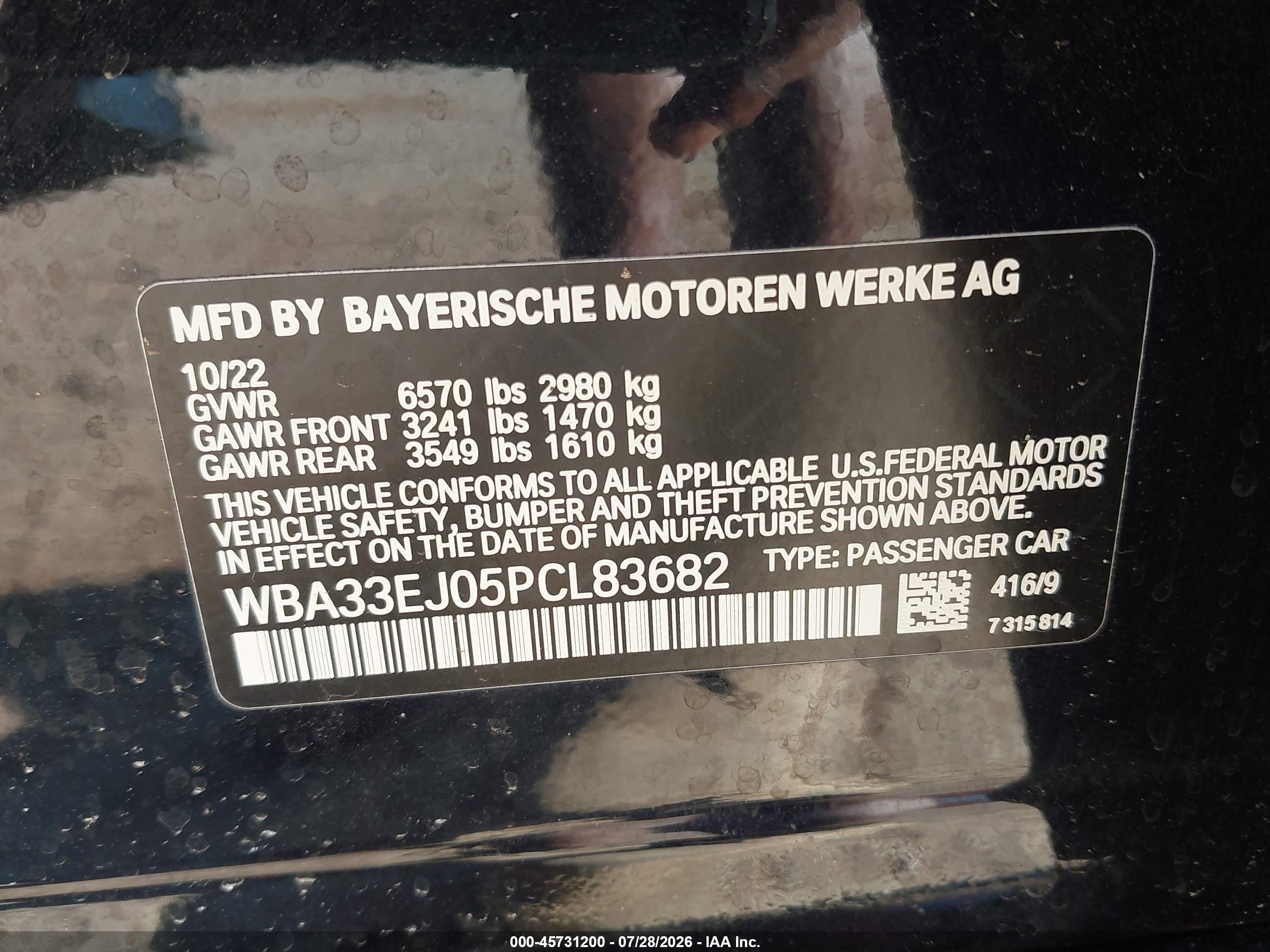 2023 BMW 7 Series VIN WBA33EJ05PCL83682 IAAI salvage auction — Side, Salvage (Texas), sold $30,000 on 2026-09-13 (photo 9)