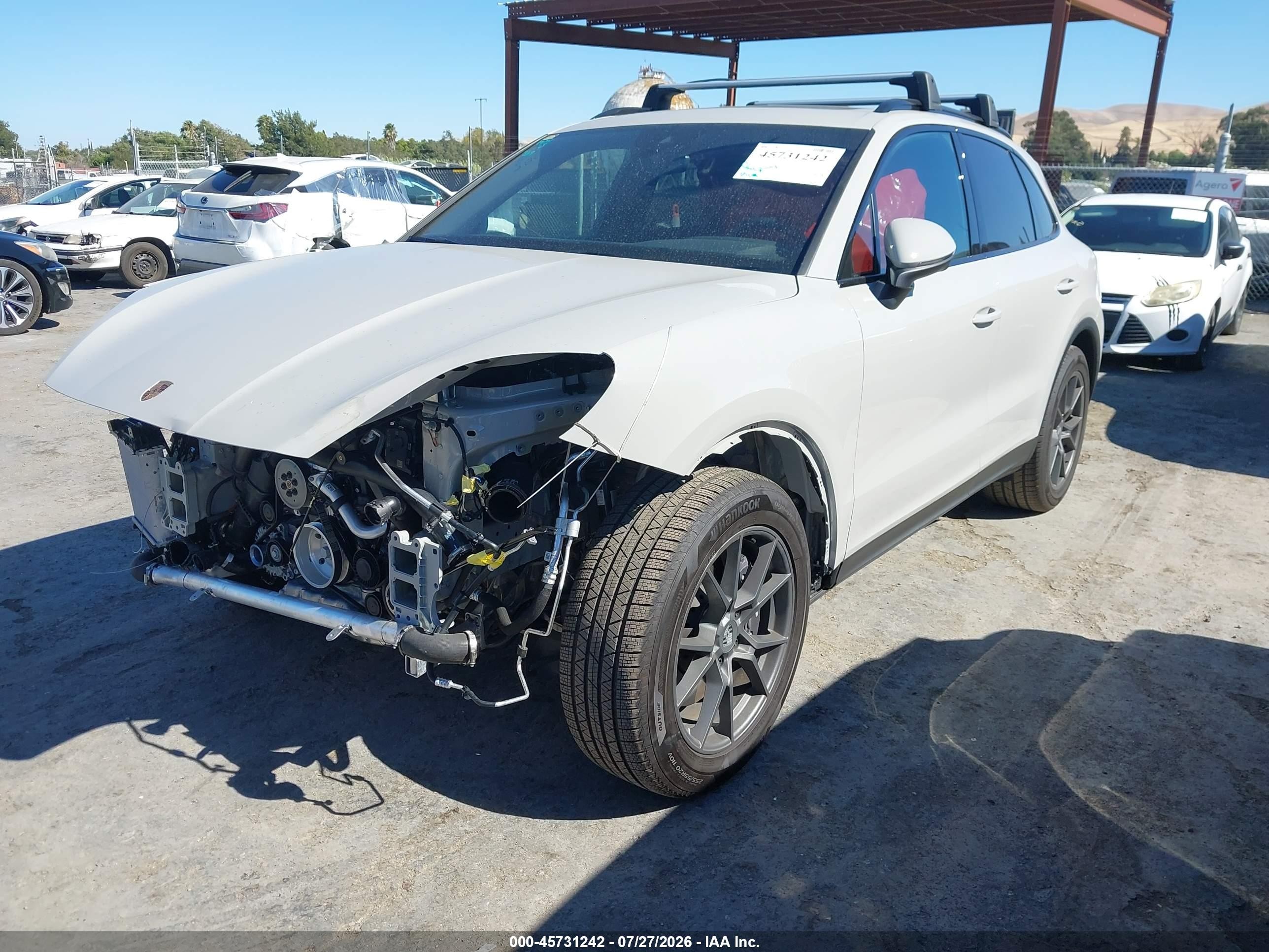 2026 Porsche Cayenne VIN WP1AA2AY4TDA01827 IAAI salvage auction — Front End, Salvage (California), sold $38,300 on 2026-08-20 (photo 2)