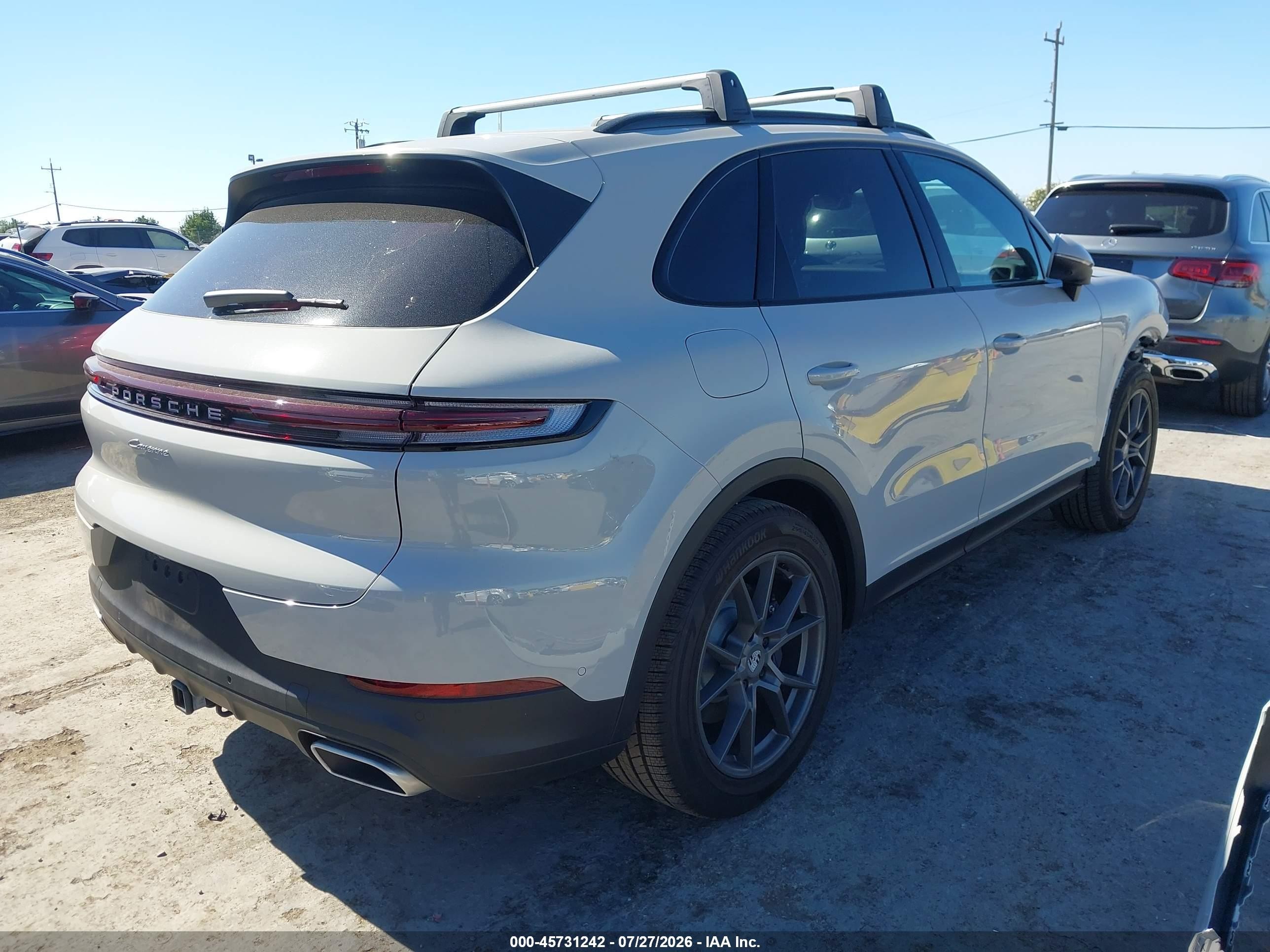 2026 Porsche Cayenne VIN WP1AA2AY4TDA01827 IAAI salvage auction — Front End, Salvage (California), sold $38,300 on 2026-08-20 (photo 4)