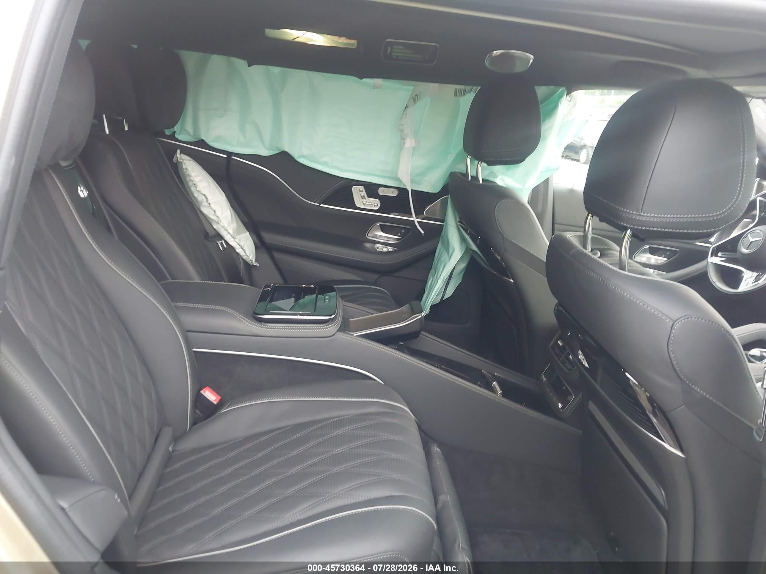 2024 Mercedes-Benz Maybach VIN 4JGFF8HB2RB079052 IAAI salvage auction — Side, Salvage (Pennsylvania), sold $75,500 on 2026-08-12 (photo 8)