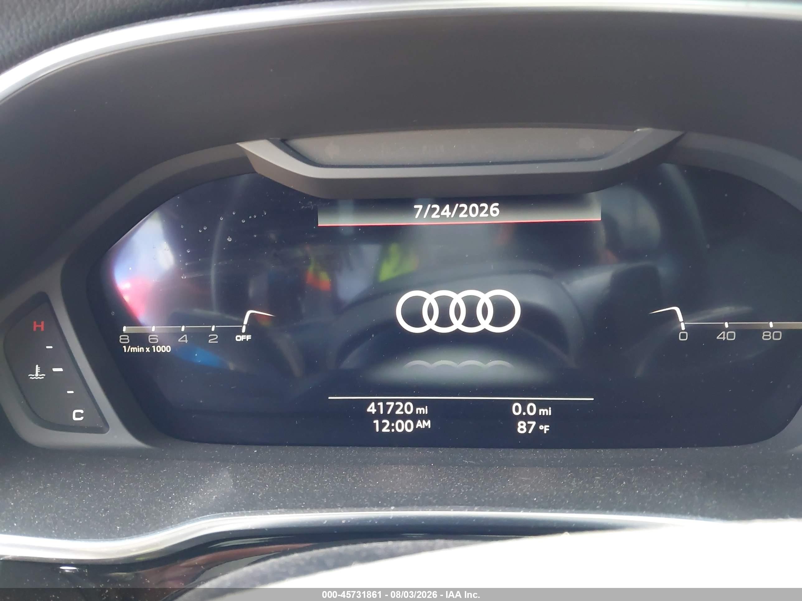 2022 Audi Q3 VIN WA1EECF37N1051663 IAAI salvage auction — Side, Salvage (Illinois), sold $9,200 on 2026-10-01 (photo 7)