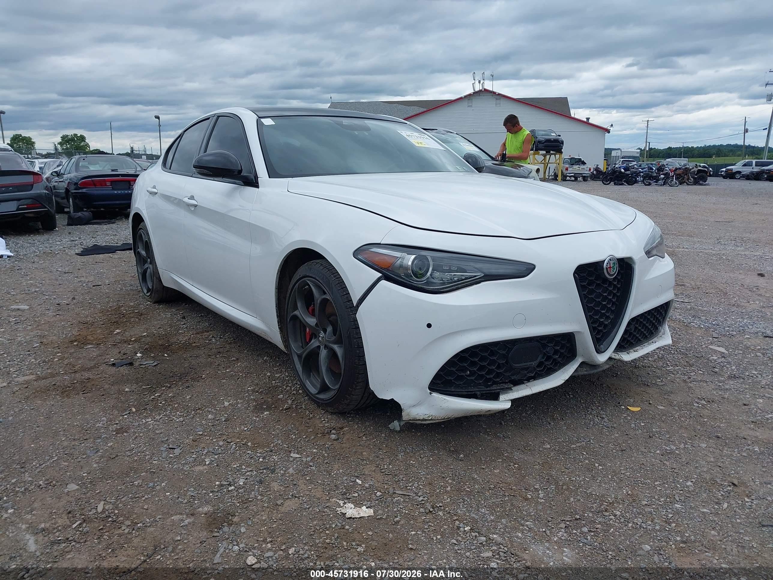 2020 Alfa Romeo Giulia VIN ZARFANBN8L7635109 — IAAI salvage auction photo