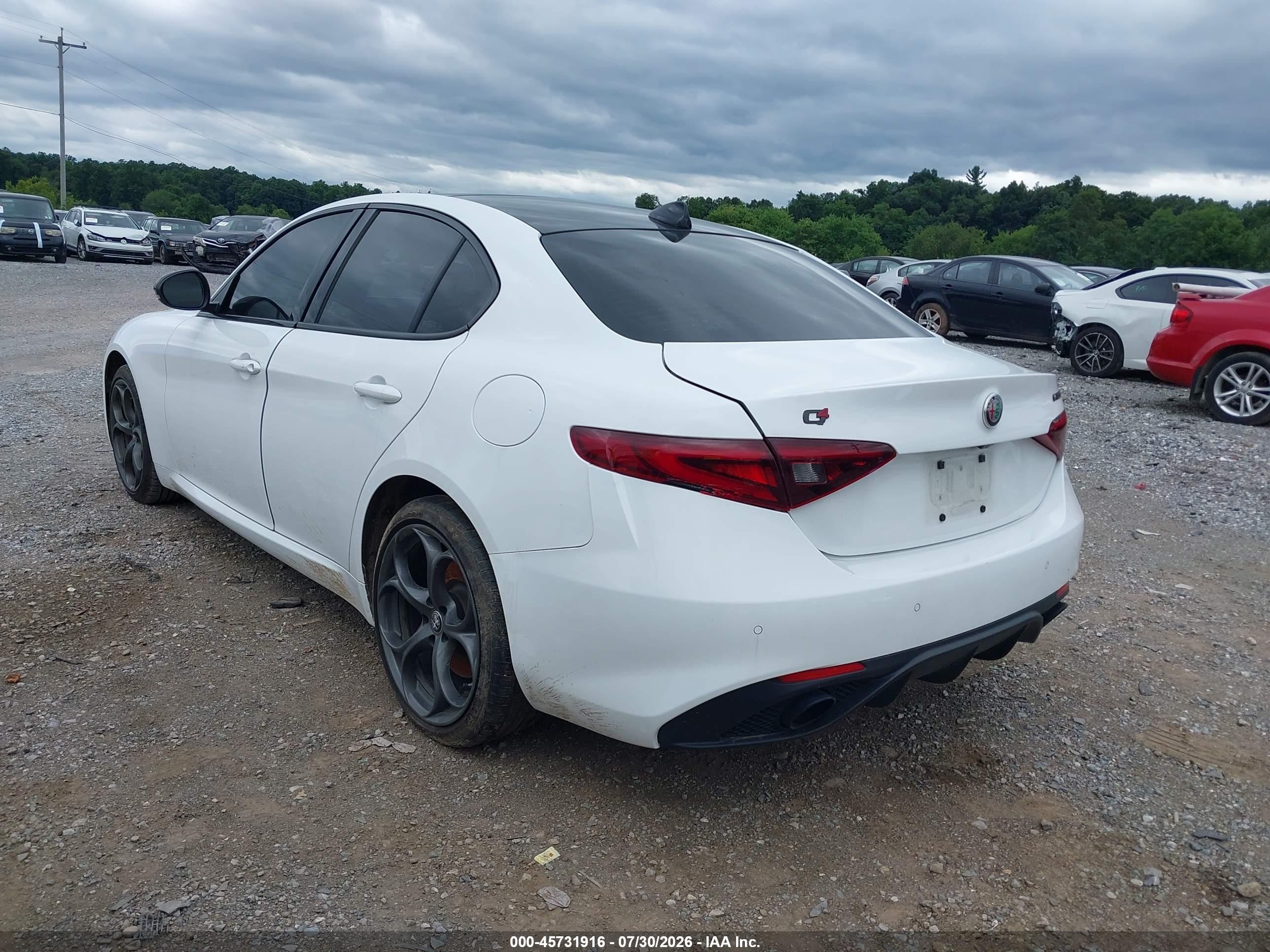 2020 Alfa Romeo Giulia VIN ZARFANBN8L7635109 IAAI salvage auction — Unknown, Salvage (Pennsylvania), sold $12,400 on 2026-09-13 (photo 3)