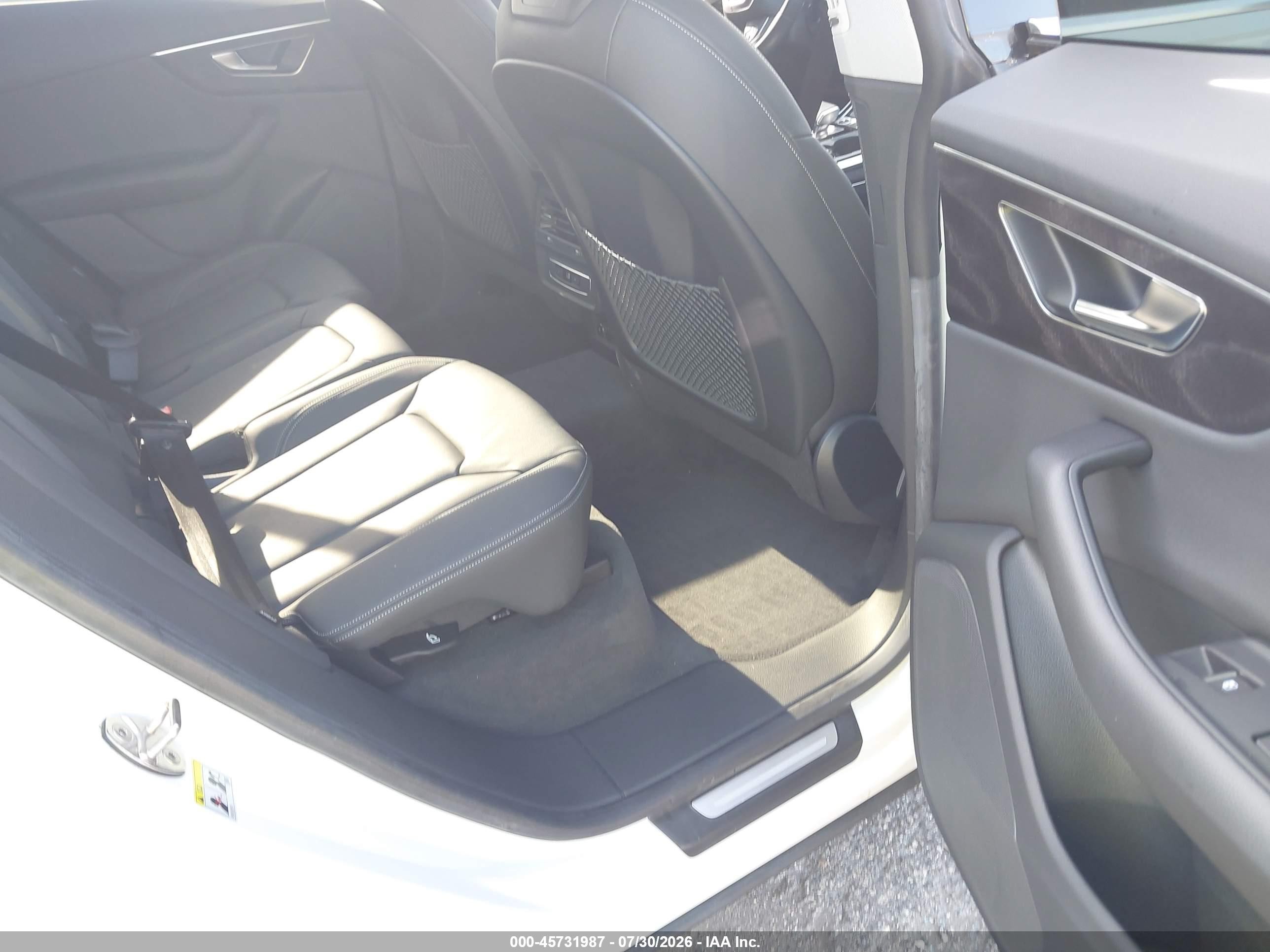 2023 Audi Q8 VIN WA1AVBF14PD026020 IAAI salvage auction — Front End, Rebuildable (Florida), sold $23,600 on 2026-09-08 (photo 8)