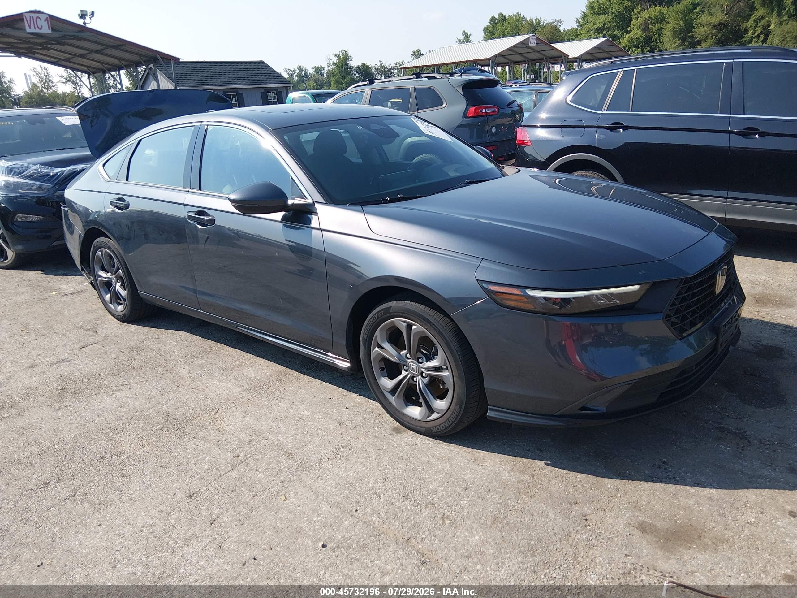 2025 Honda Accord VIN 1HGCY2F64SA051075 — IAAI salvage auction photo