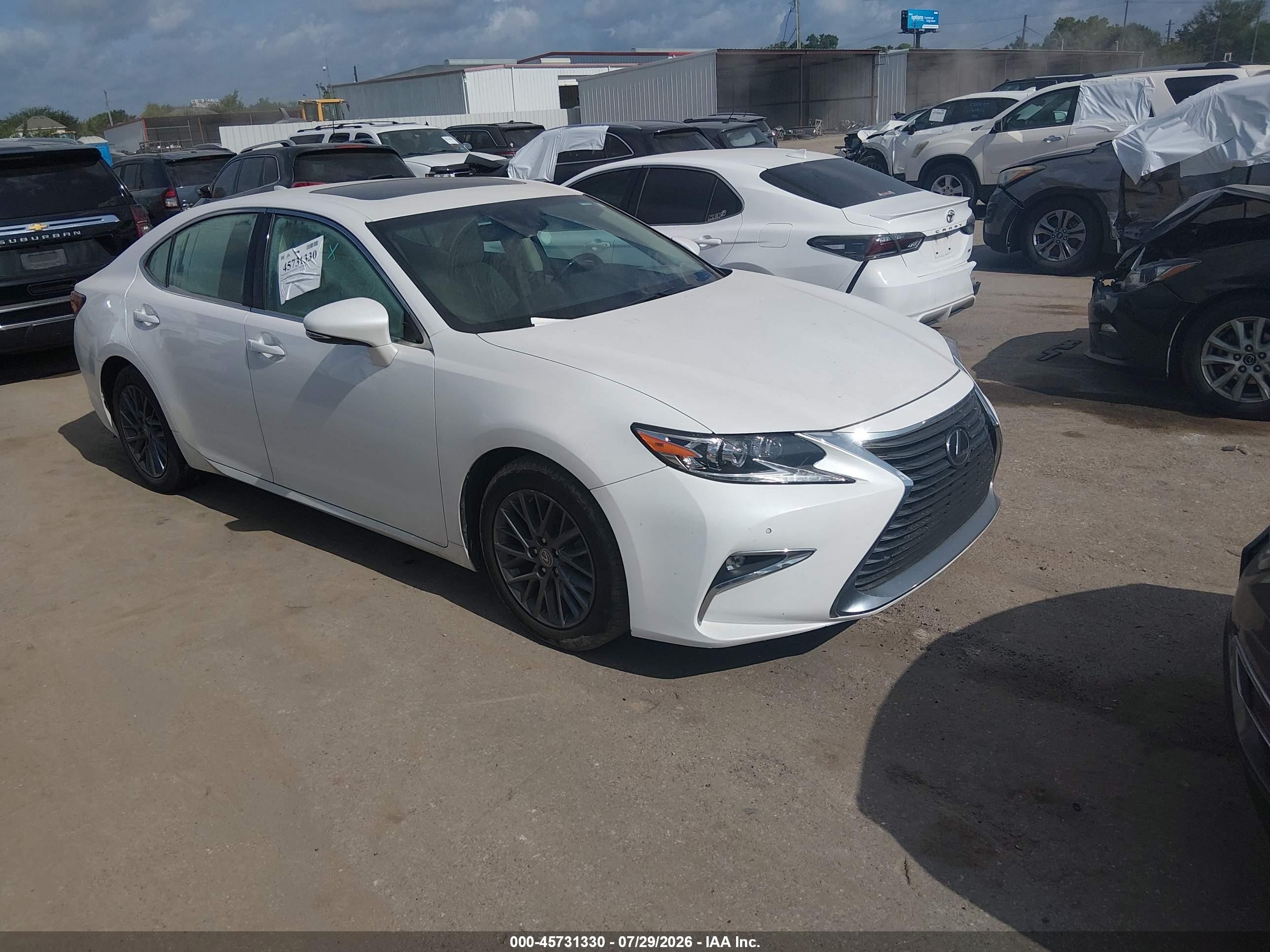 2018 Lexus ES 350 VIN 58ABK1GG6JU107452 — IAAI salvage auction photo