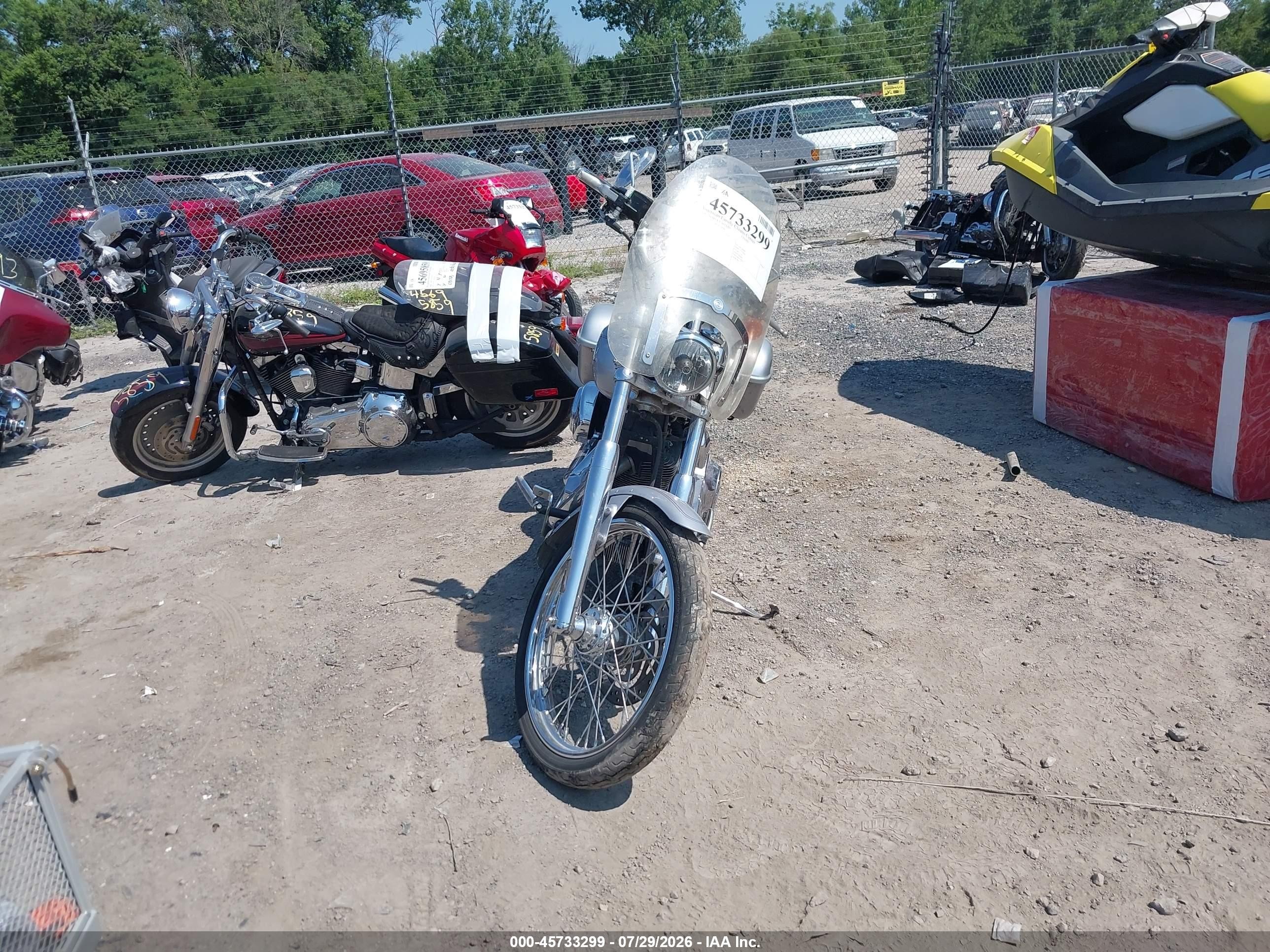 2000 Harley-Davidson FXSTD VIN 1HD1BSY28YY058546 IAAI salvage auction — Side, Salvage (Iowa), sold $750 on 2026-09-18 (photo 5)