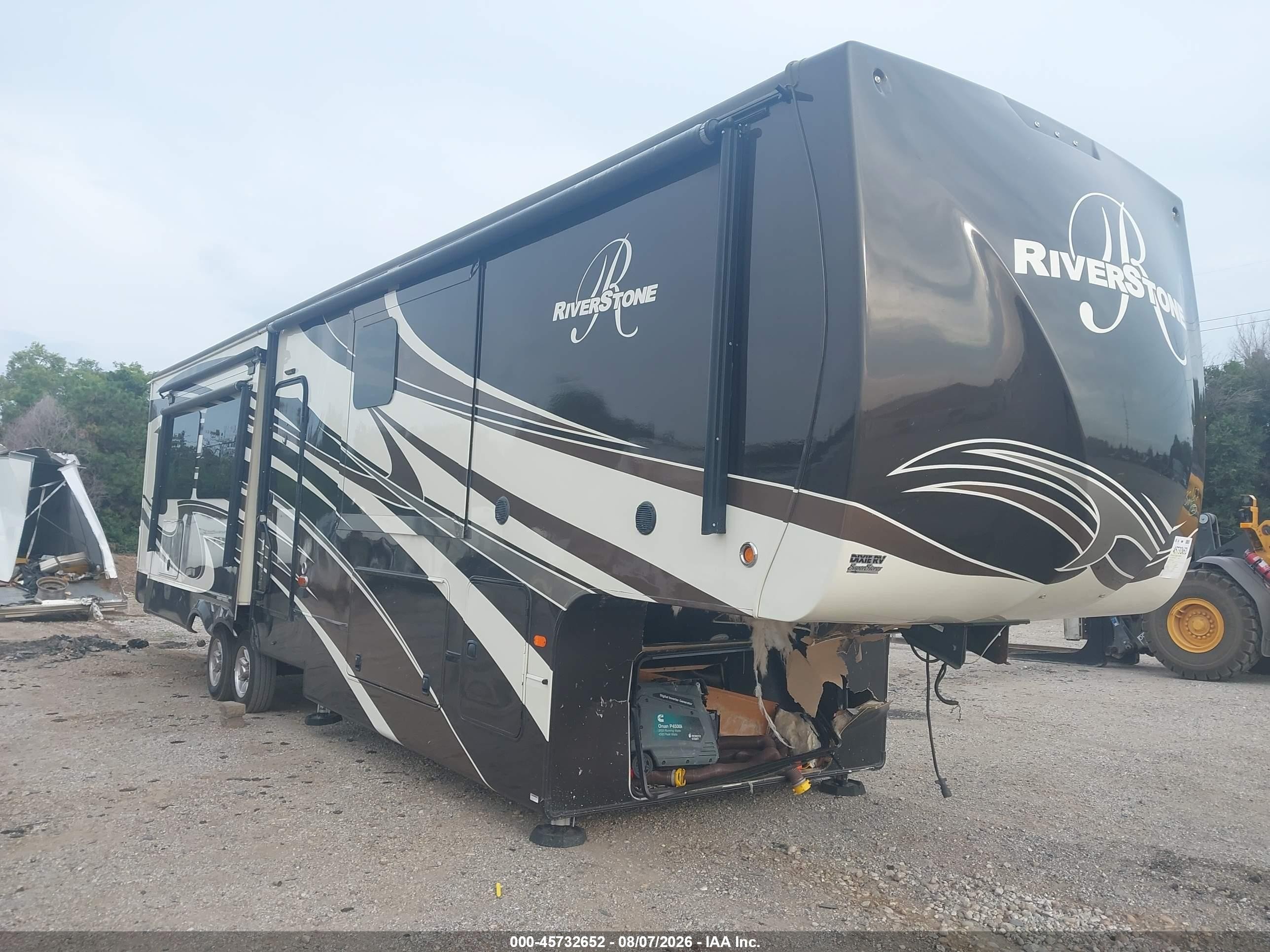 2019 Forest River Riverstone VIN 4X4FRSR25K5000723 — IAAI salvage auction photo