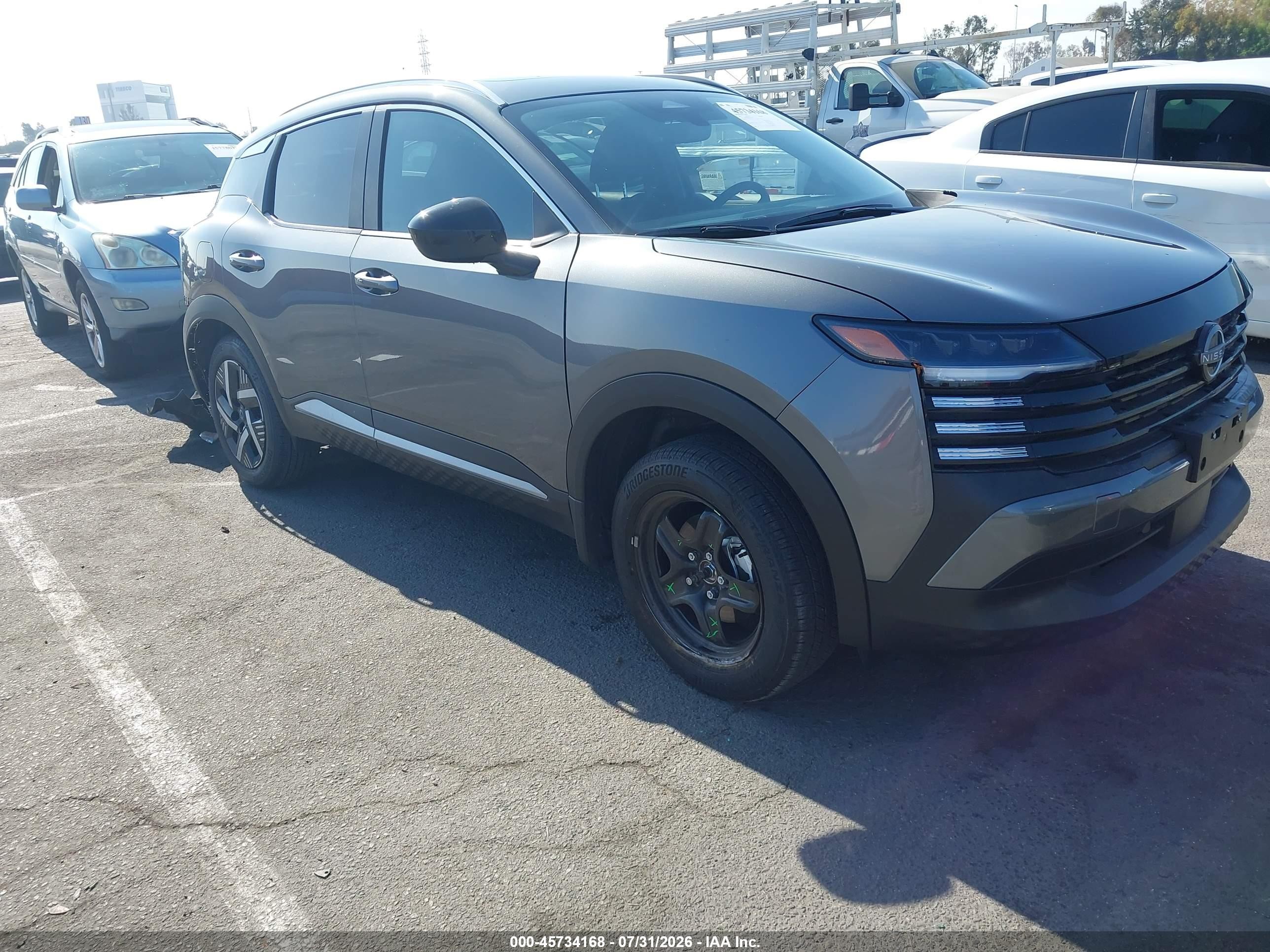 2026 Nissan Kicks VIN 3N8AP6CE0TL385758 — IAAI salvage auction photo