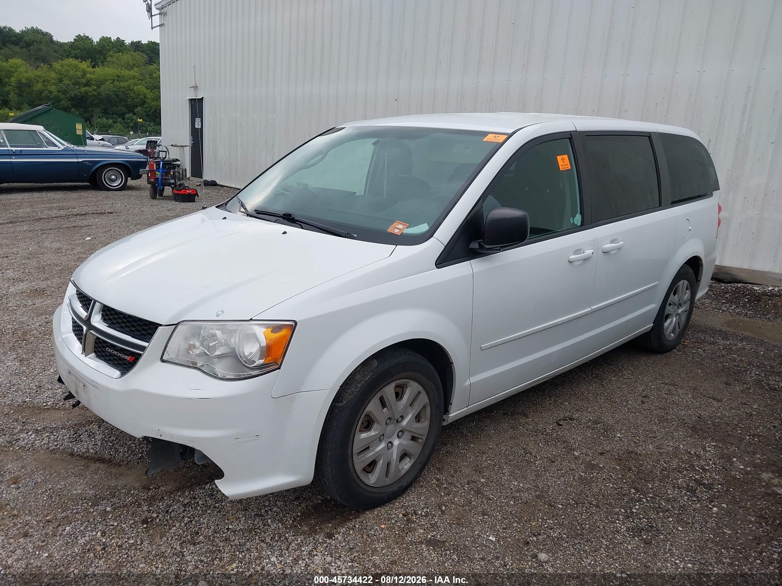 2017 Dodge Grand caravan VIN 2C4RDGBGXHR866126 IAAI salvage auction — Normal Wear, Clear (Illinois), sold $550 on 2026-10-03 (photo 2)