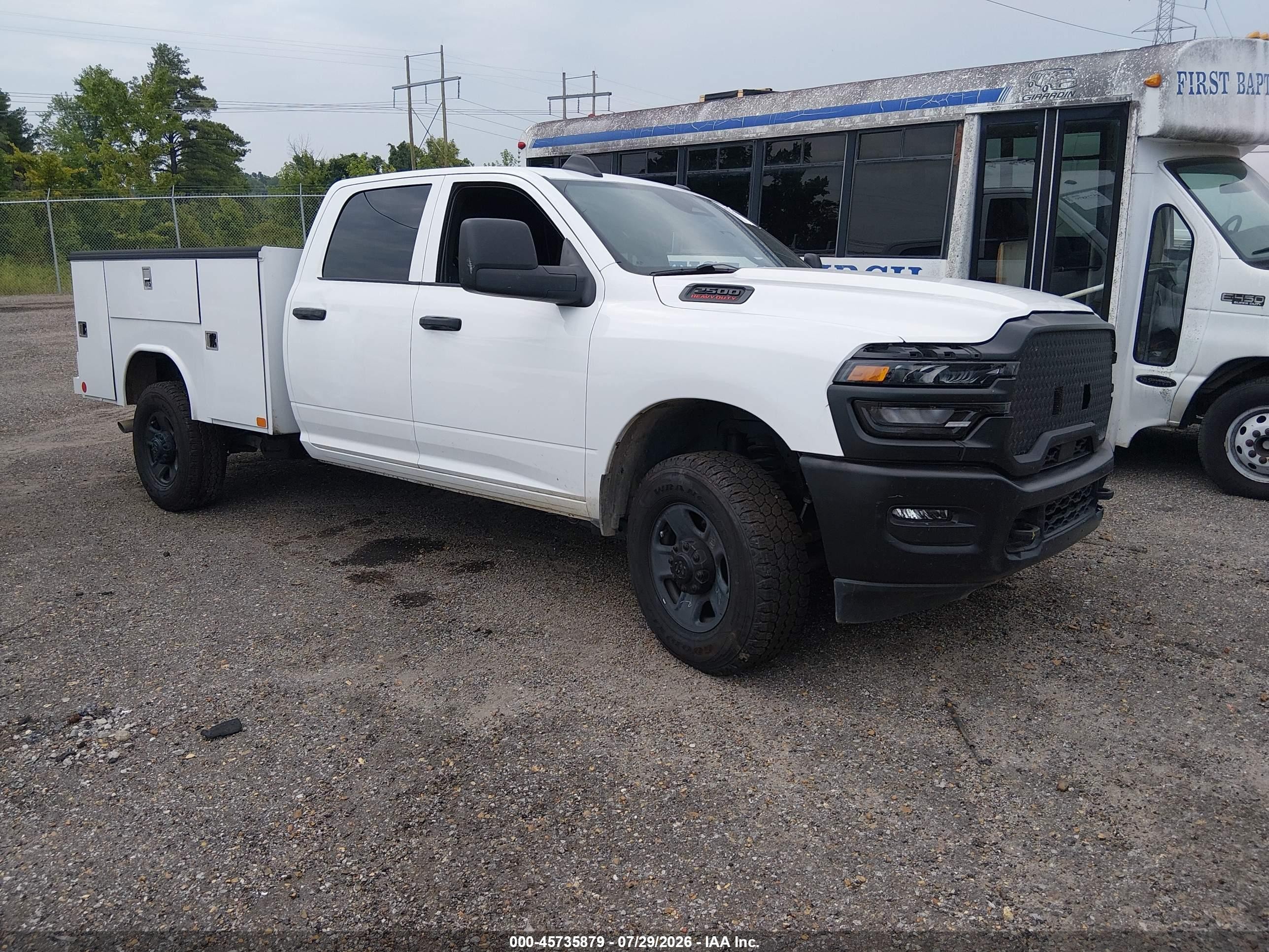 2025 Ram 2500 VIN 3C7WR5HJ1SG528075 — IAAI salvage auction photo