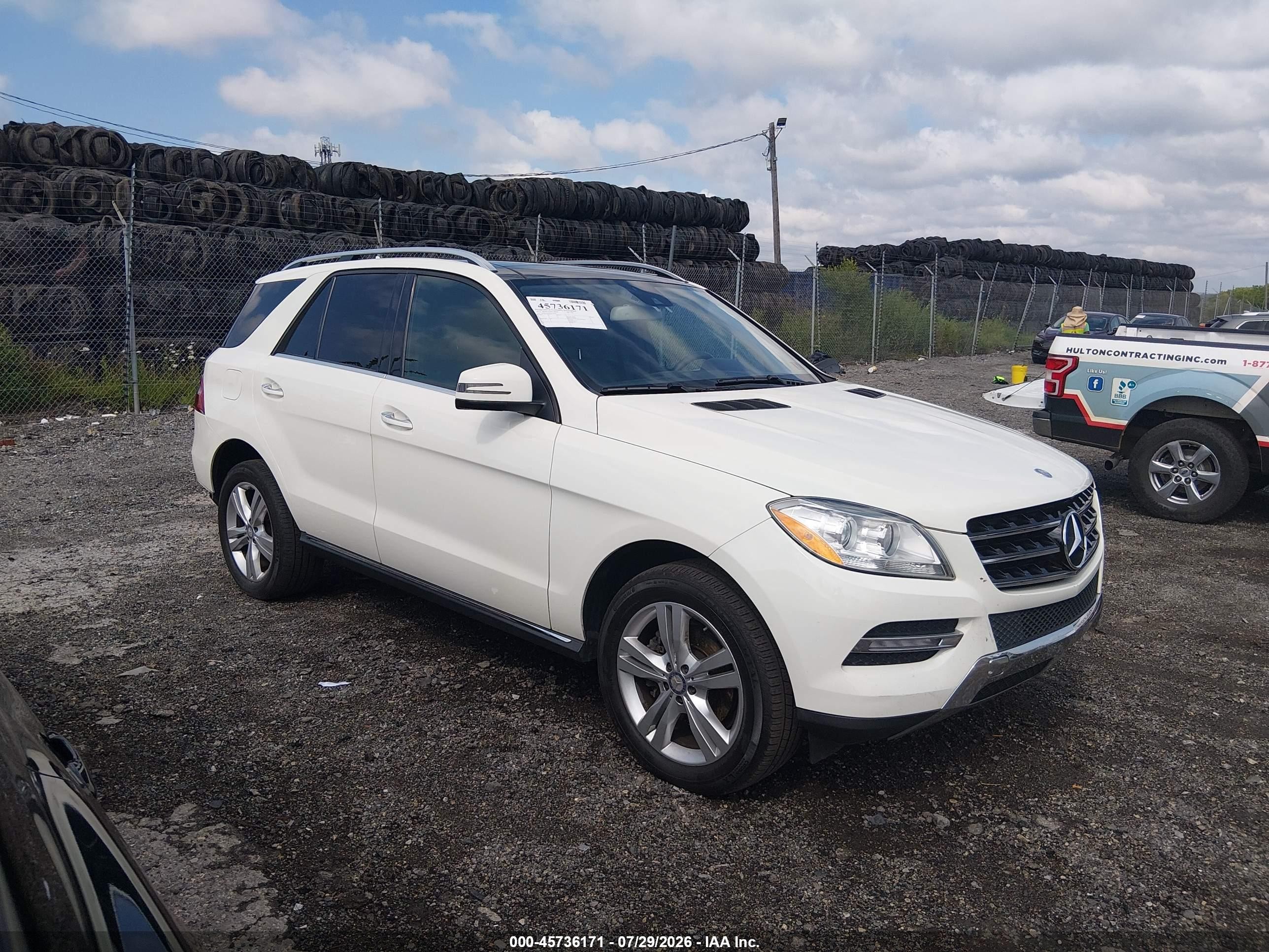 2013 Mercedes-Benz ML-Class VIN 4JGDA5HB5DA117778 — IAAI salvage auction photo
