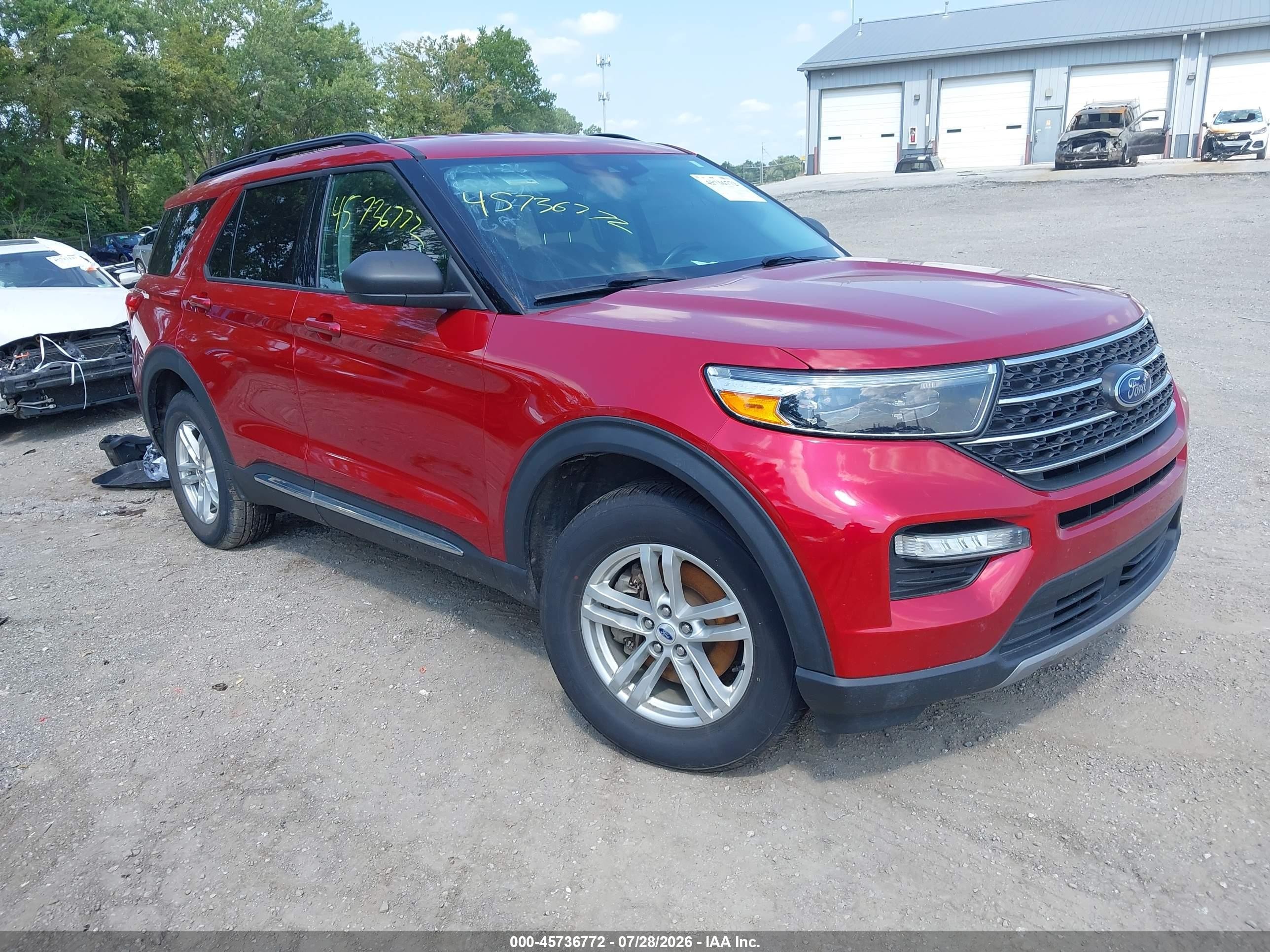 2022 Ford Explorer VIN 1FMSK8DH7NGA23867 — IAAI salvage auction photo