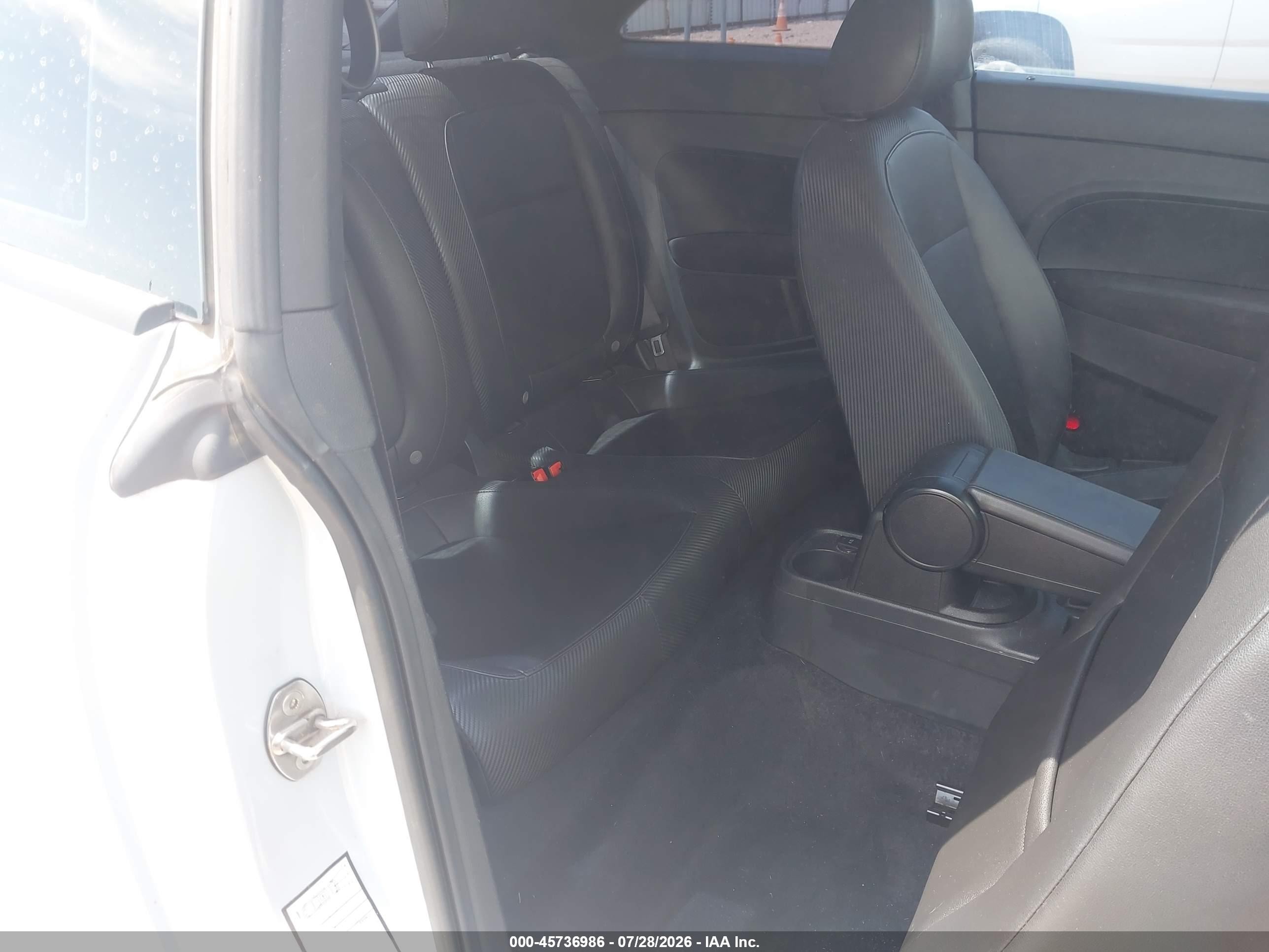 2017 Volkswagen Beetle VIN 3VWF17AT1HM630687 IAAI salvage auction — Hail, Original (Texas), sold $2,550 on 2026-10-05 (photo 8)
