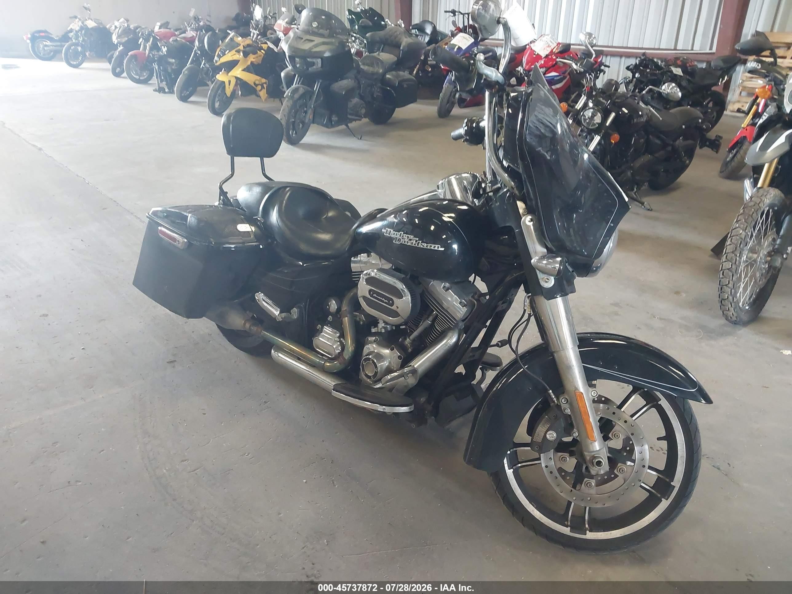 2014 Harley-davidson Street glide VIN 1HD1KRM10EB702688 IAAI salvage auction — Rear End, Rebuildable (Florida), sold $4,500 on 2026-09-02 (photo 1)