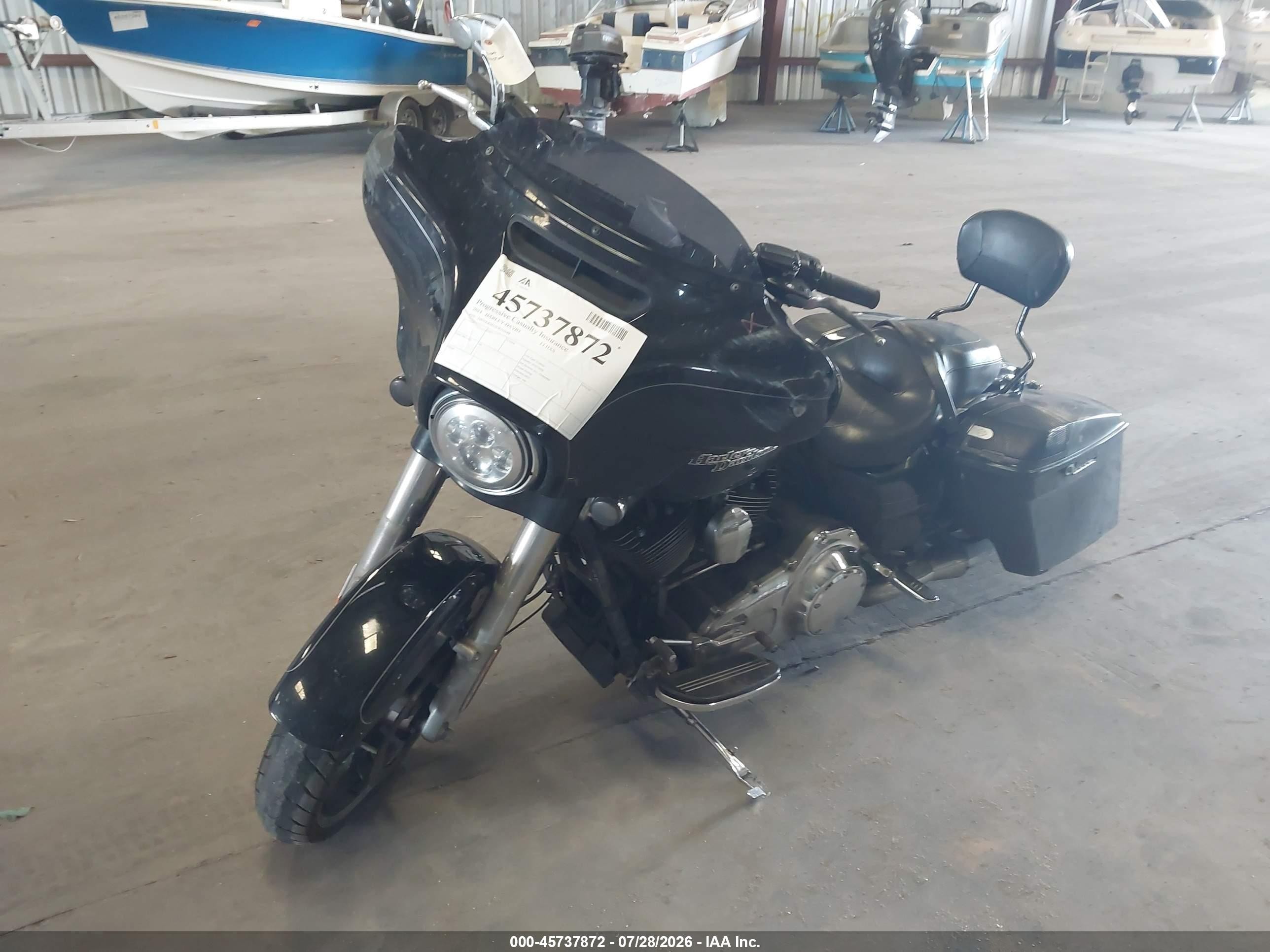 2014 Harley-davidson Street glide VIN 1HD1KRM10EB702688 IAAI salvage auction — Rear End, Rebuildable (Florida), sold $4,500 on 2026-09-02 (photo 2)