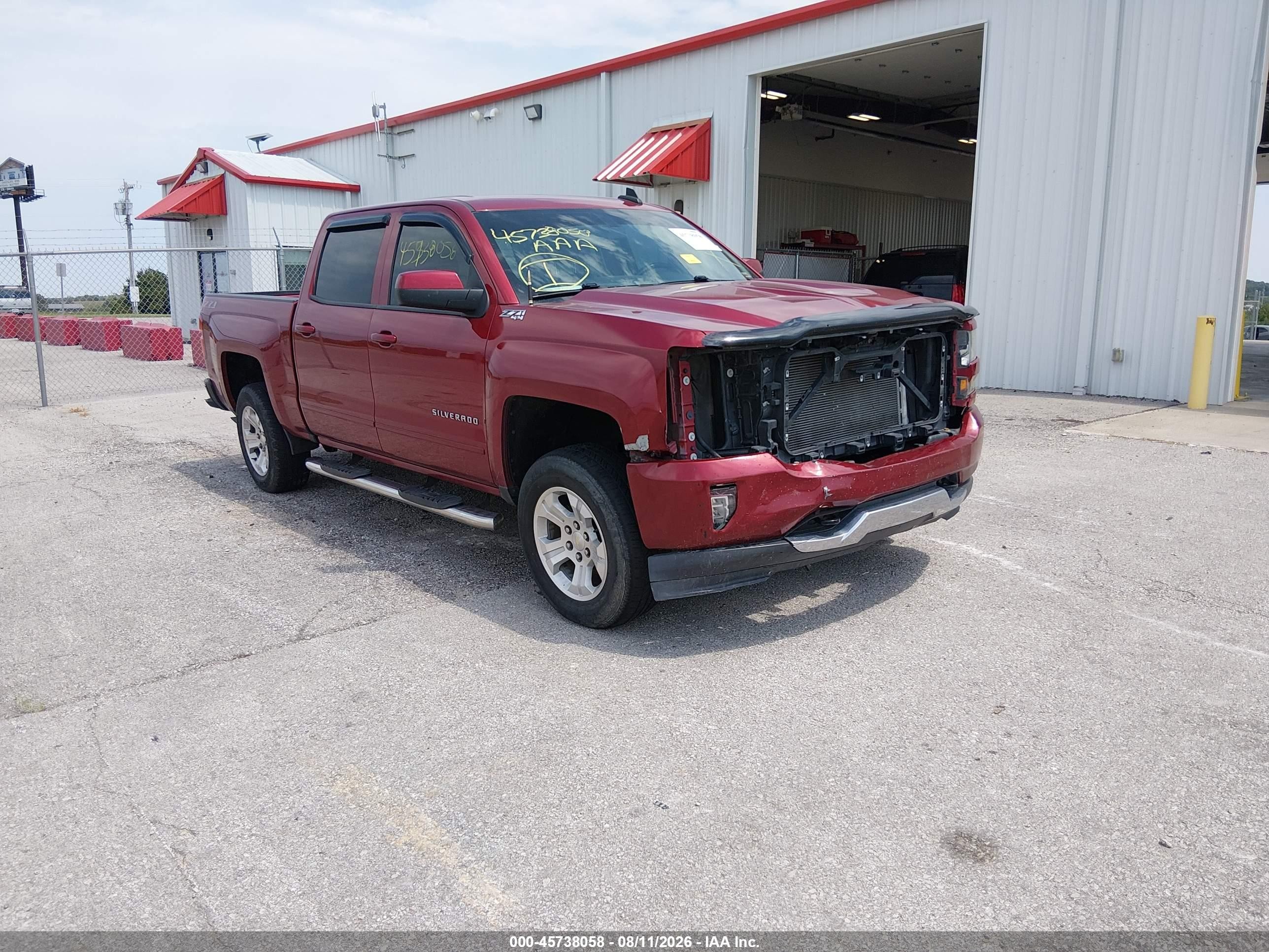 2018 Chevrolet Silverado 1500 VIN 3GCUKREC4JG205336 — IAAI salvage auction photo