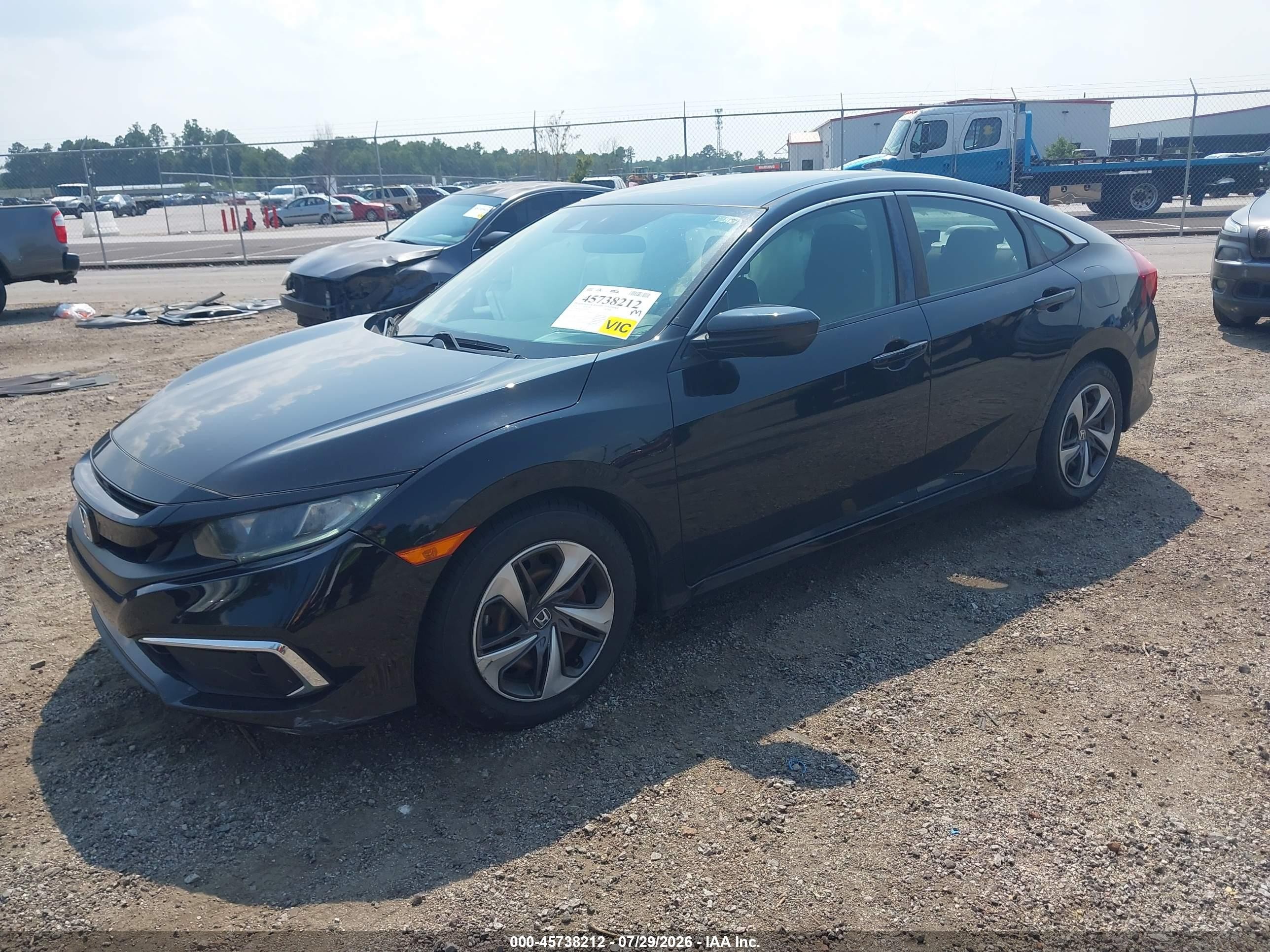 2019 Honda Civic VIN 19XFC2F64KE021971 IAAI salvage auction — Side, Salvage (South Carolina), sold $3,100 on 2026-09-01 (photo 2)