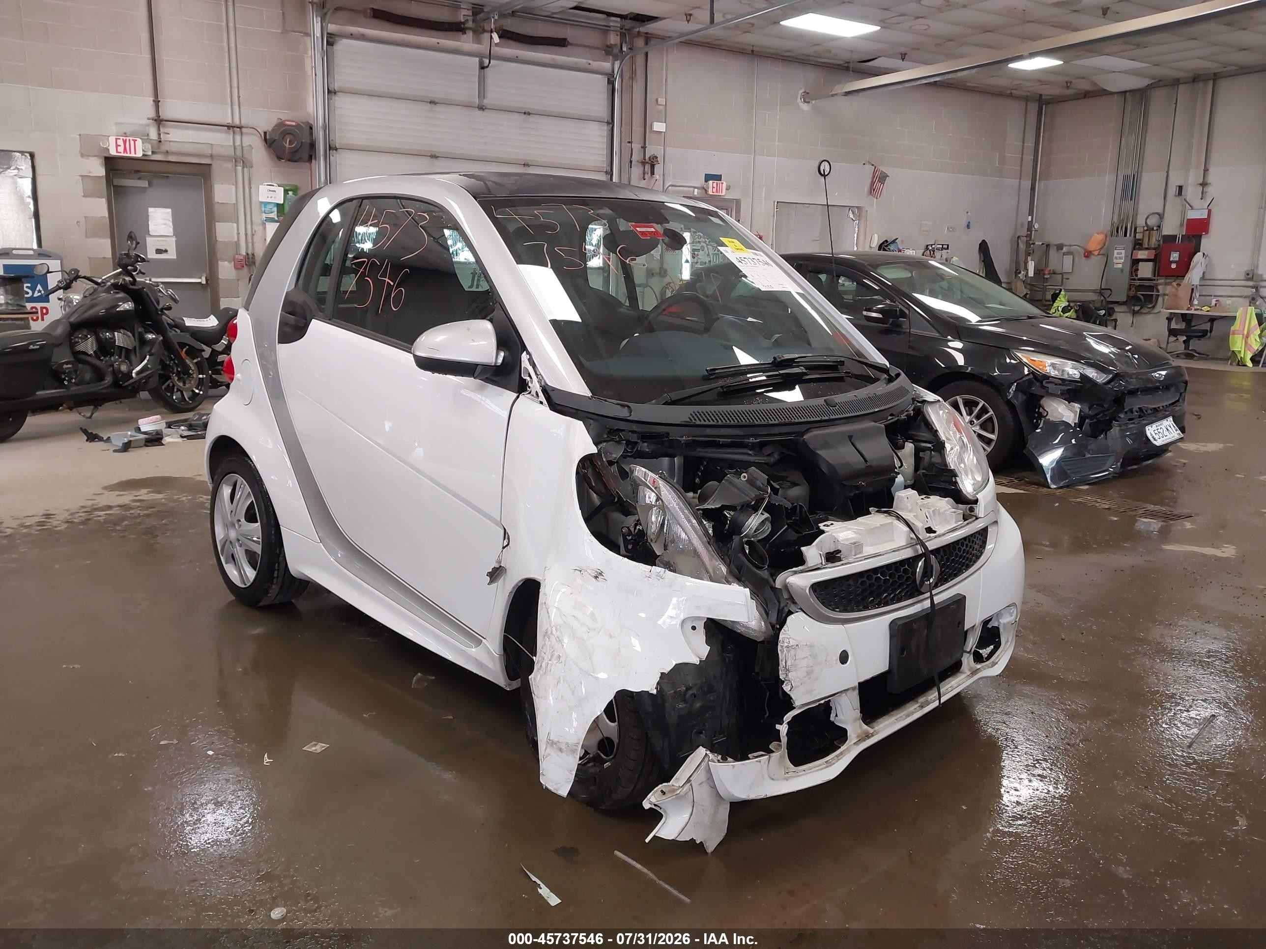2015 Smart Fortwo VIN WMEEJ3BA6FK805901 IAAI salvage auction — Front End, Salvage (Maine), sold $1,600 on 2026-10-02 (photo 1)