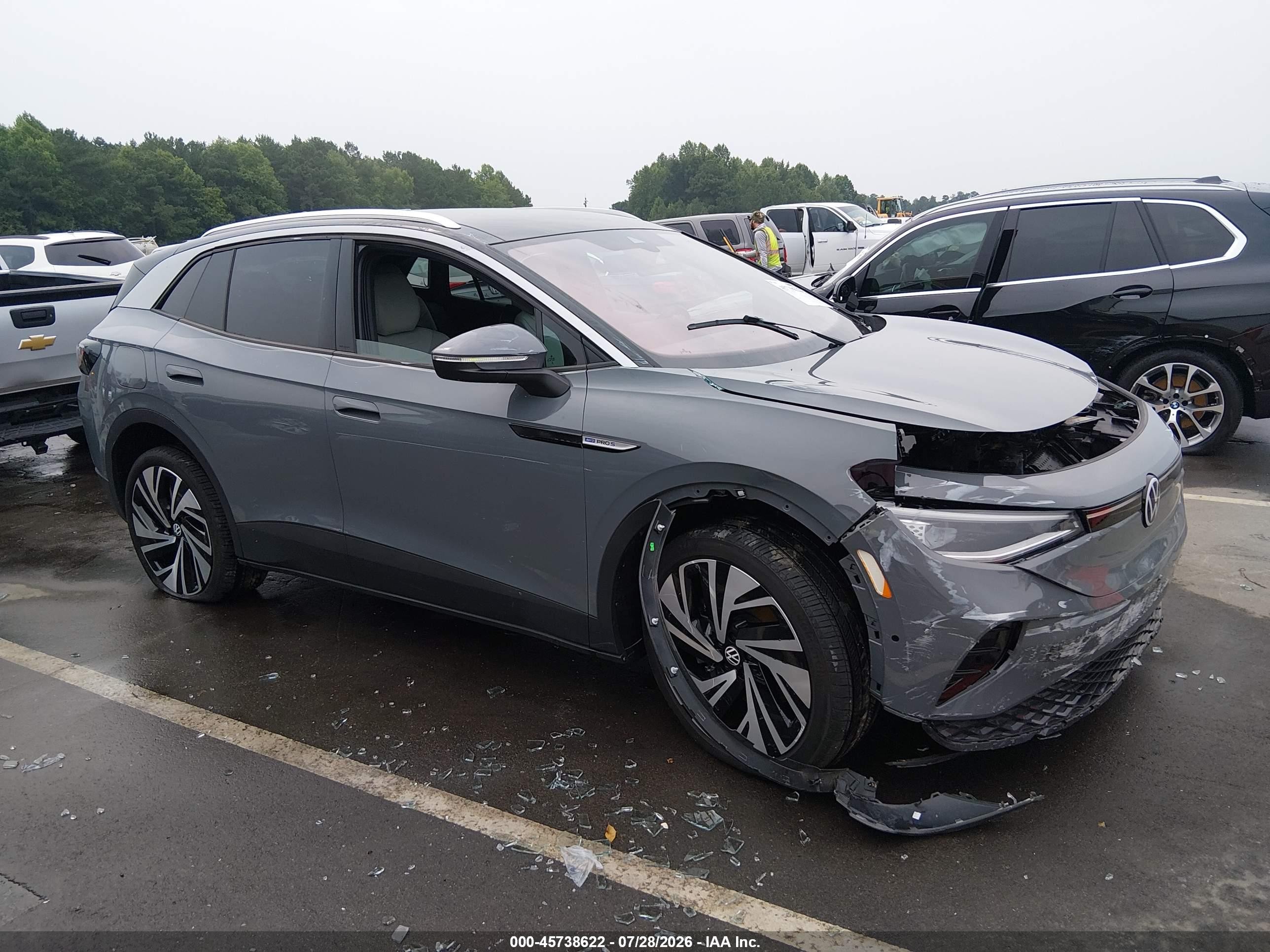 2025 Volkswagen ID.4 VIN 1V2JSPE86SC007704 — IAAI salvage auction photo