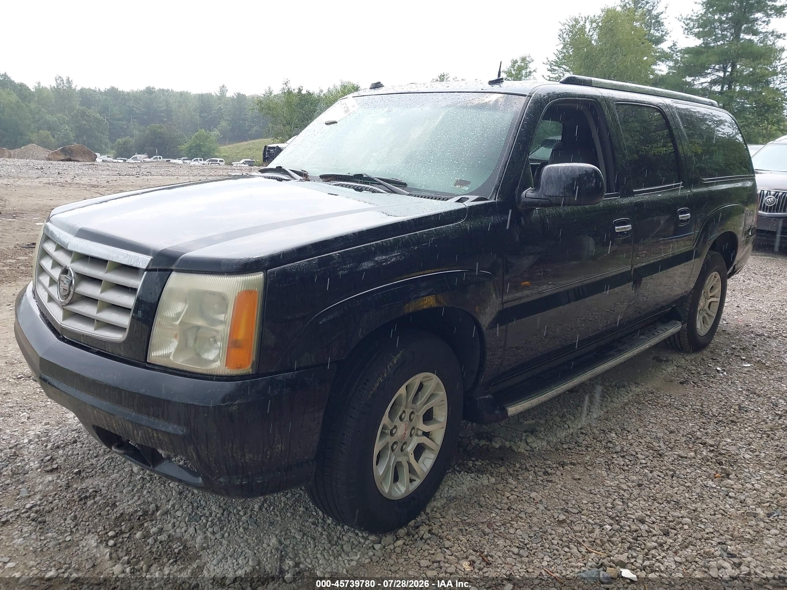 2004 Cadillac Escalade esv VIN 3GYFK66N44G110376 IAAI salvage auction — Normal Wear, Clear (Massachusetts), sold $375 on 2026-09-08 (photo 2)