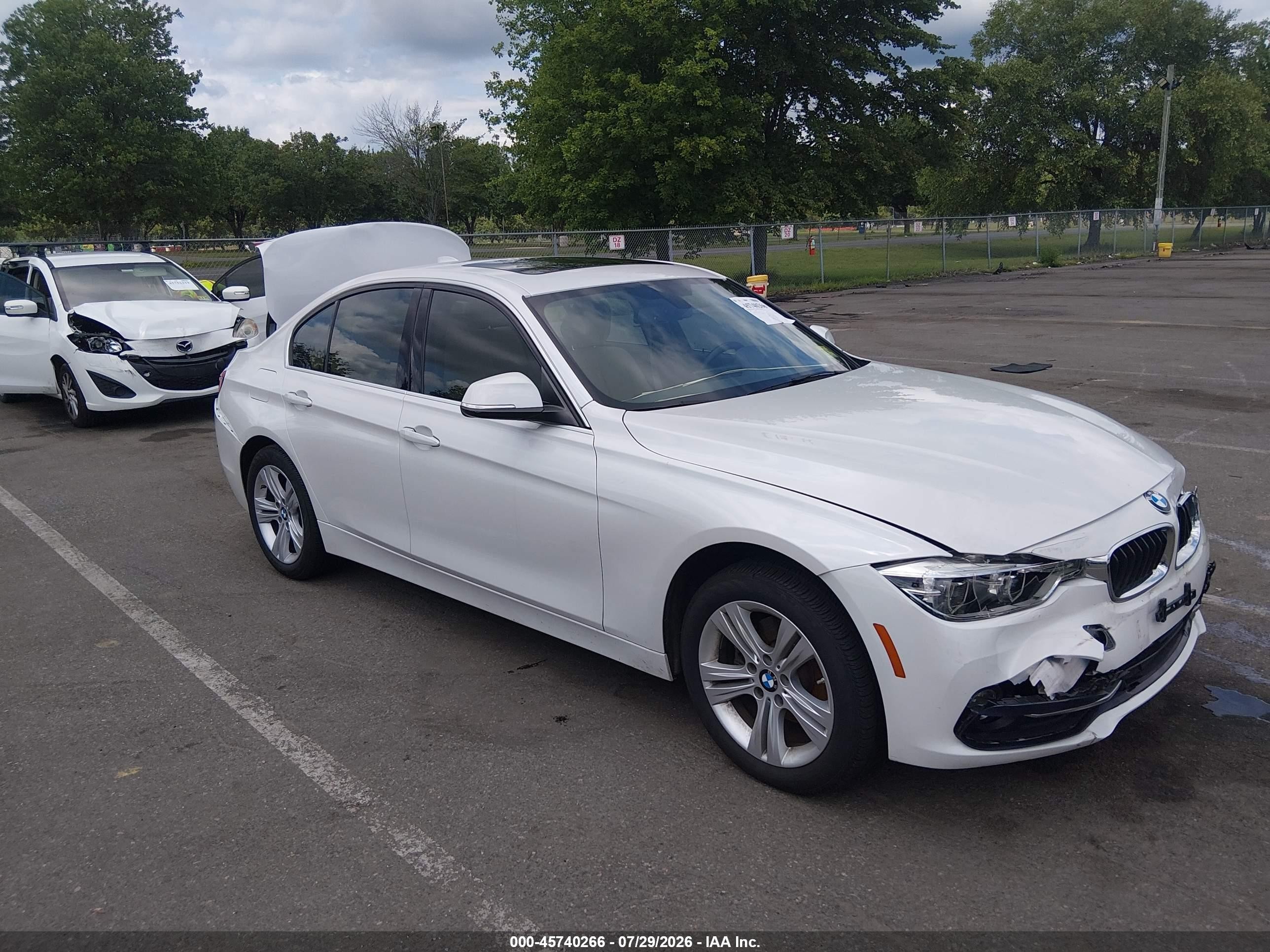 2018 BMW 3er VIN WBA8B9G55JNU99219 IAAI salvage auction — Rear End, Salvage (New Jersey), sold $4,550 on 2026-10-03 (photo 1)