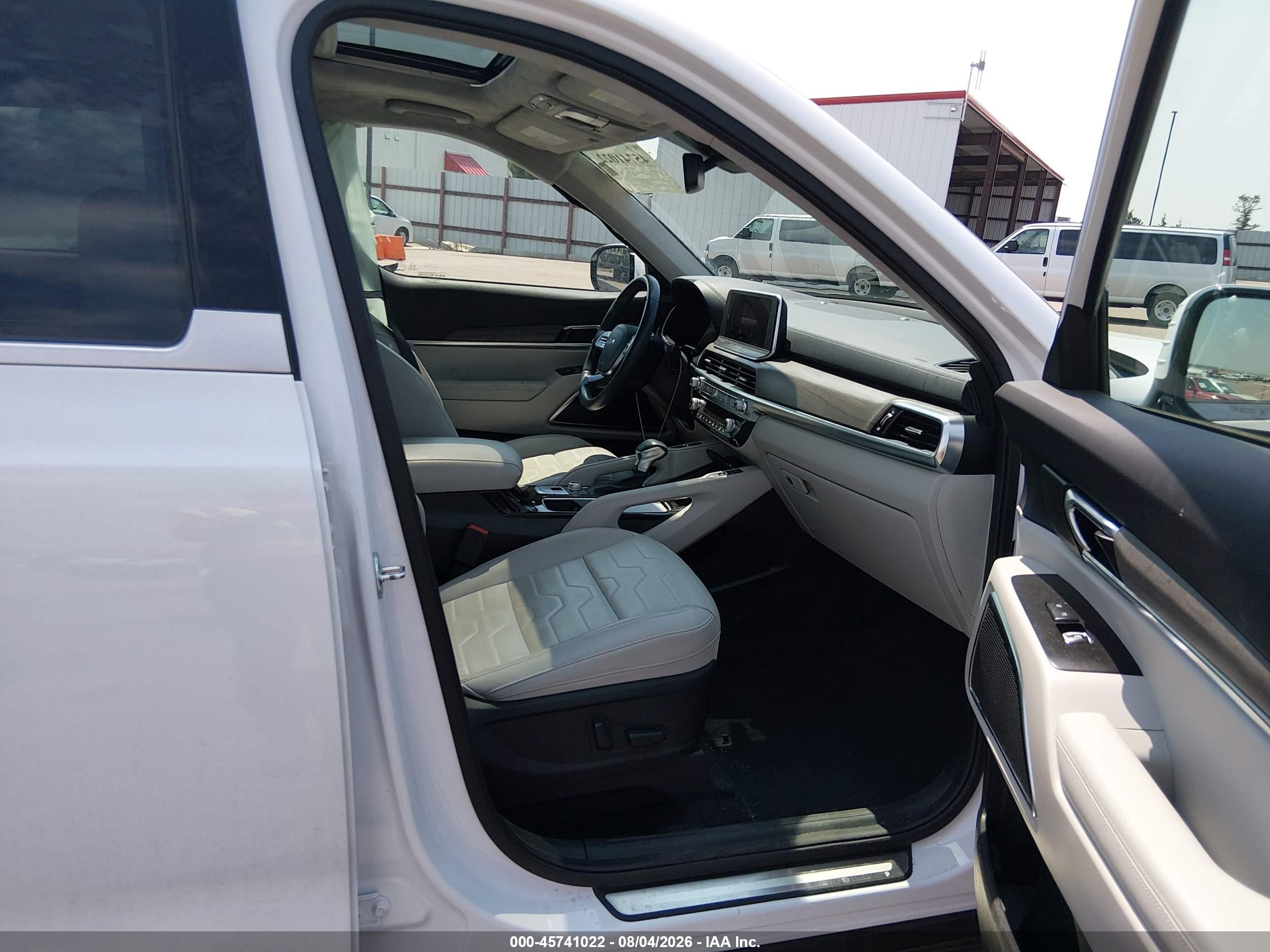 2022 Kia Telluride VIN 5XYP5DHC9NG225492 IAAI salvage auction — Side, Salvage (Colorado), sold $13,500 on 2026-09-14 (photo 5)