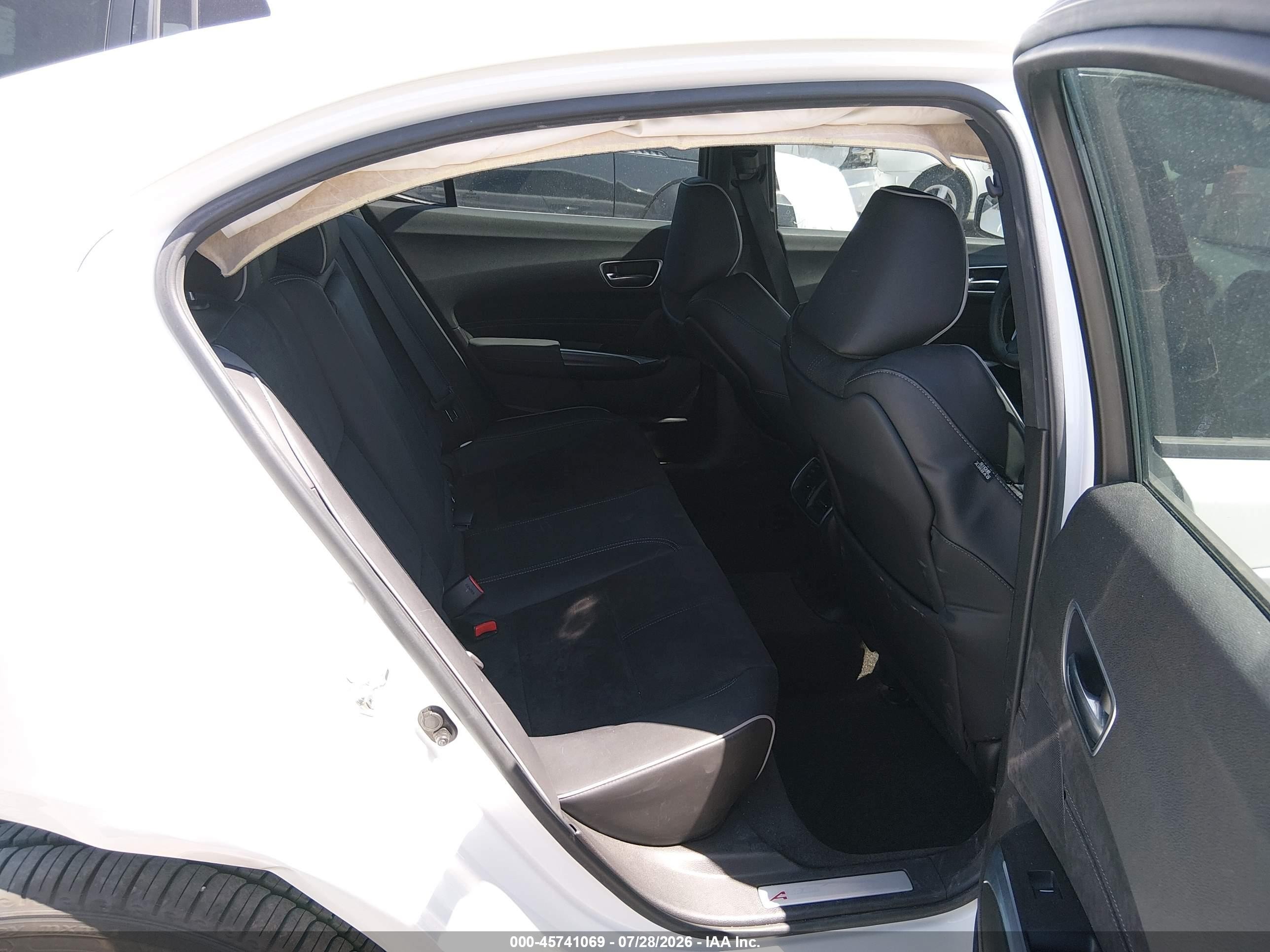 2018 Acura TLX VIN 19UUB2F63JA008674 IAAI salvage auction — Rear End, Salvage (New Mexico), sold $8,700 on 2026-09-16 (photo 8)
