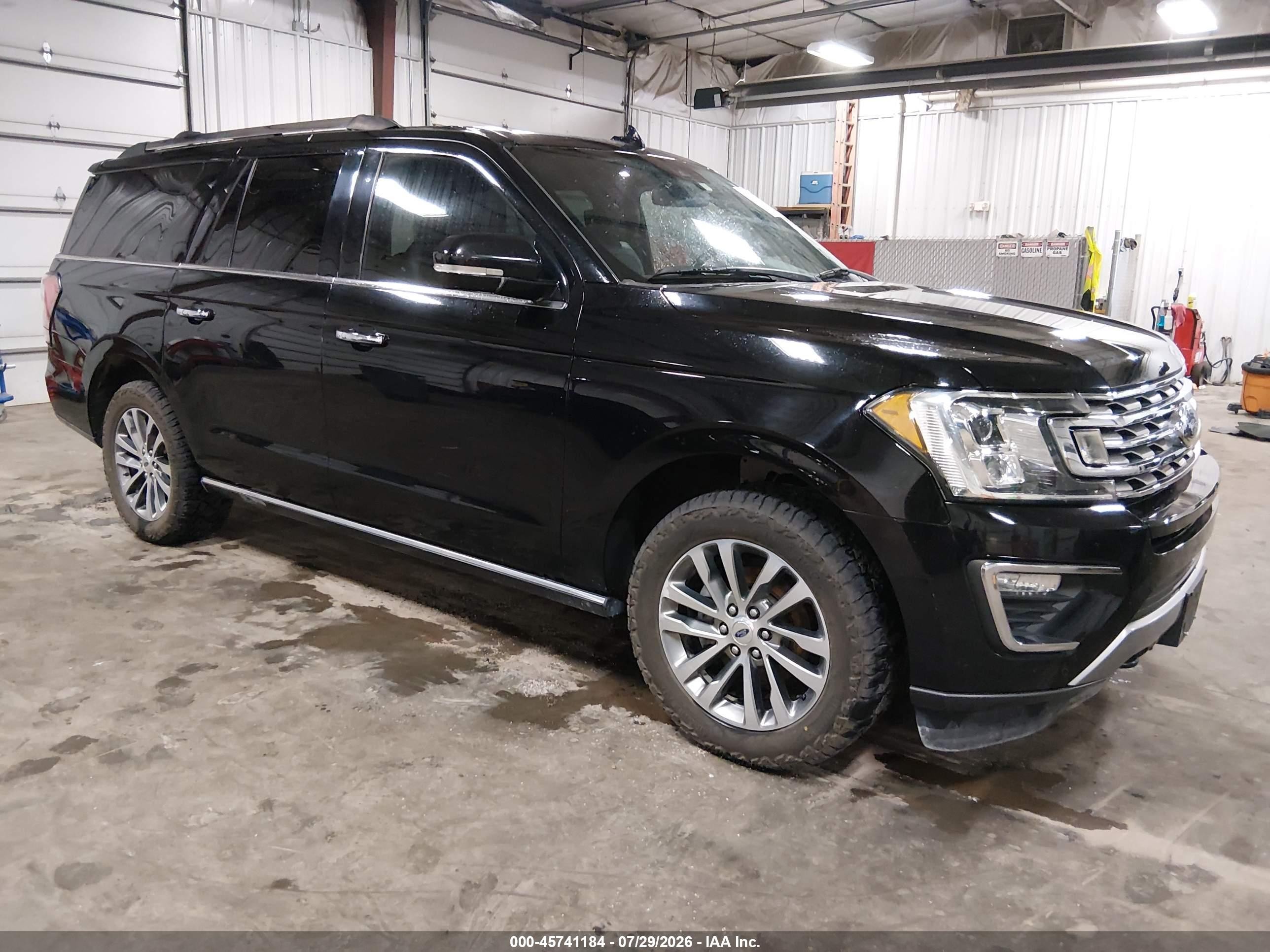 2018 Ford Expedition VIN 1FMJK2AT0JEA19585 — IAAI salvage auction photo