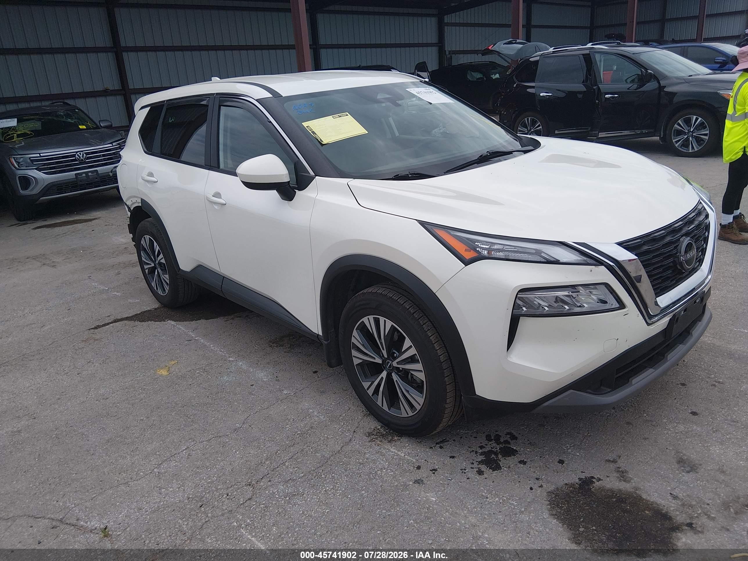 2023 Nissan Rogue VIN JN8BT3BB5PW475283 — IAAI salvage auction photo