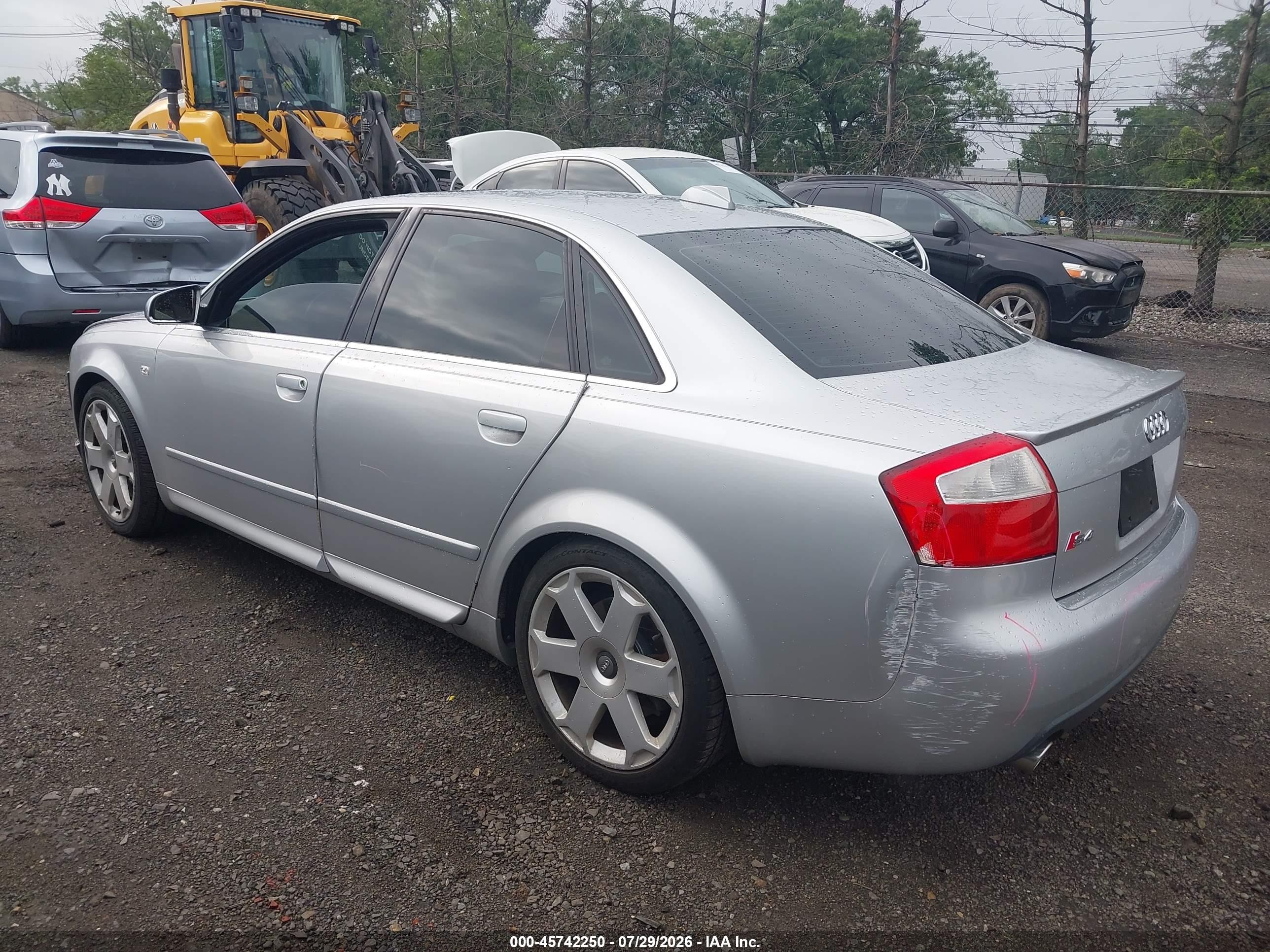 2004 Audi S4 VIN WAUPL68E44A290040 IAAI salvage auction — Front End, Salvage (New Jersey), sold $550 on 2026-09-08 (photo 3)