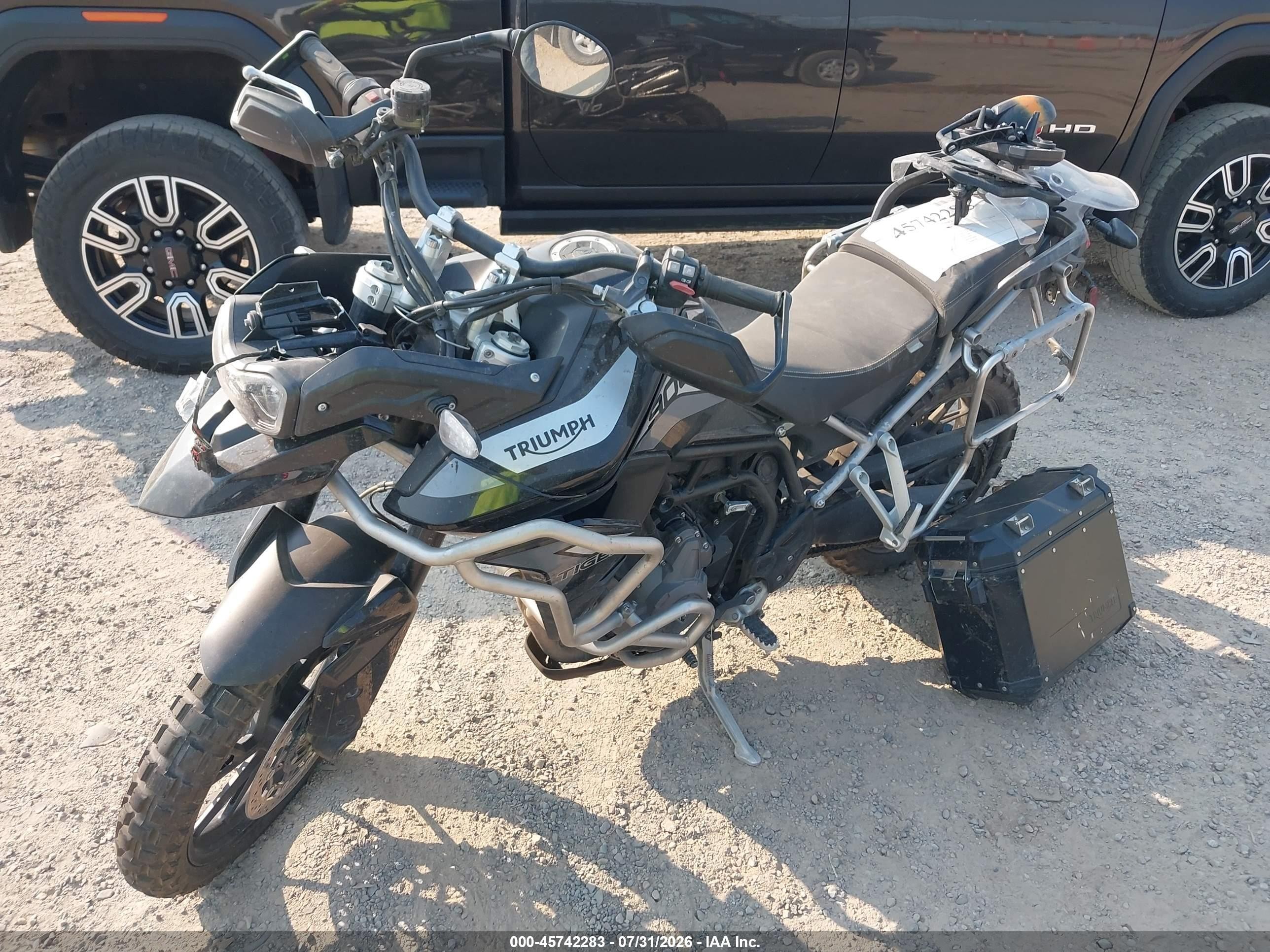 2020 Triumph motorcycle Tiger VIN SMTE65DF2LTAB4095 IAAI salvage auction — All Over, Salvage (Montana), sold $2,600 on 2026-09-16 (photo 2)