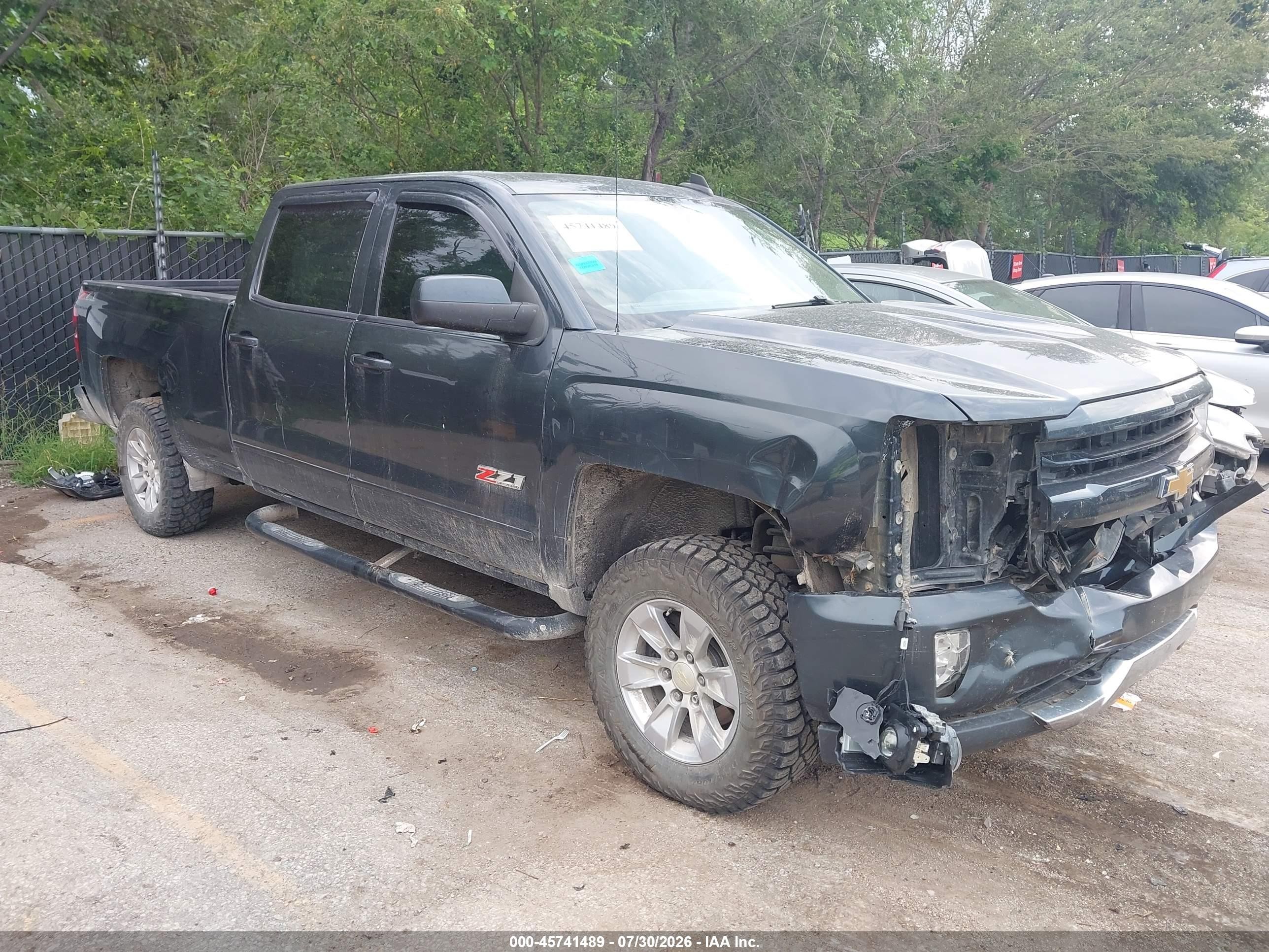 2018 Chevrolet Silverado 1500 VIN 1GCUKREC1JF142925 — IAAI salvage auction photo