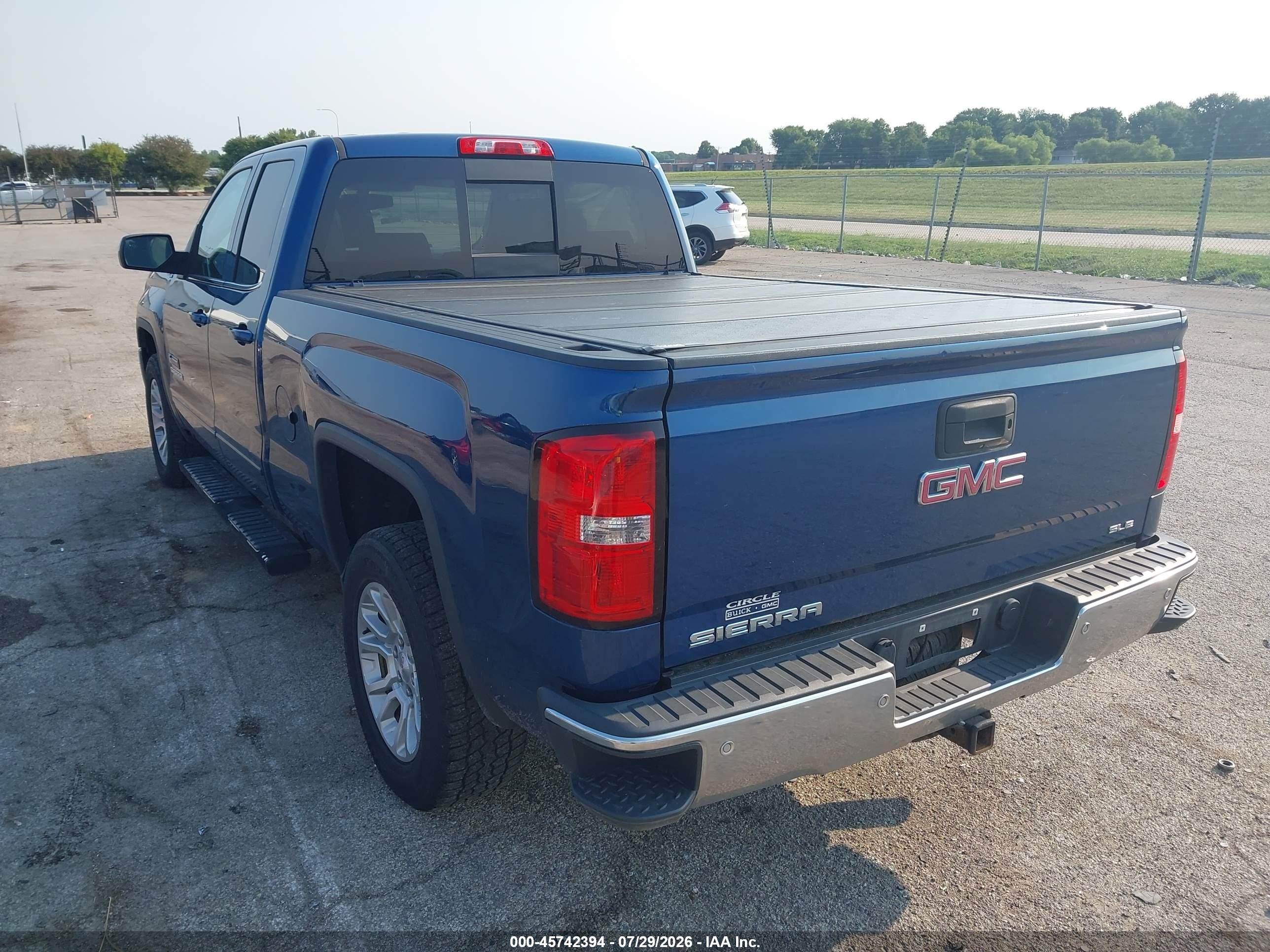 2016 GMC Sierra 1500 VIN 1GTV2MEC5GZ233713 IAAI salvage auction — Front End, Salvage (Illinois), sold $3,800 on 2026-09-09 (photo 3)