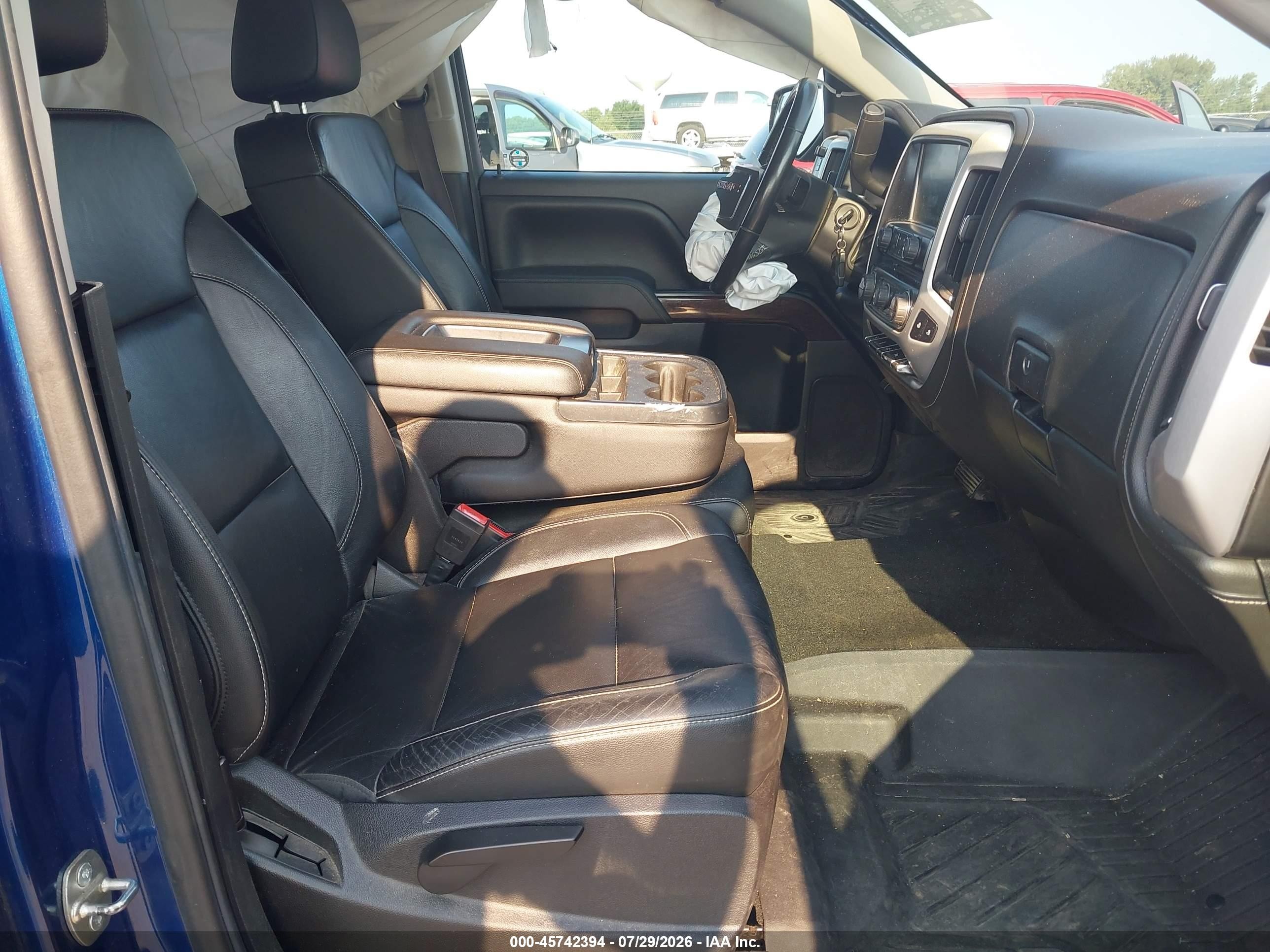 2016 GMC Sierra 1500 VIN 1GTV2MEC5GZ233713 IAAI salvage auction — Front End, Salvage (Illinois), sold $3,800 on 2026-09-09 (photo 5)