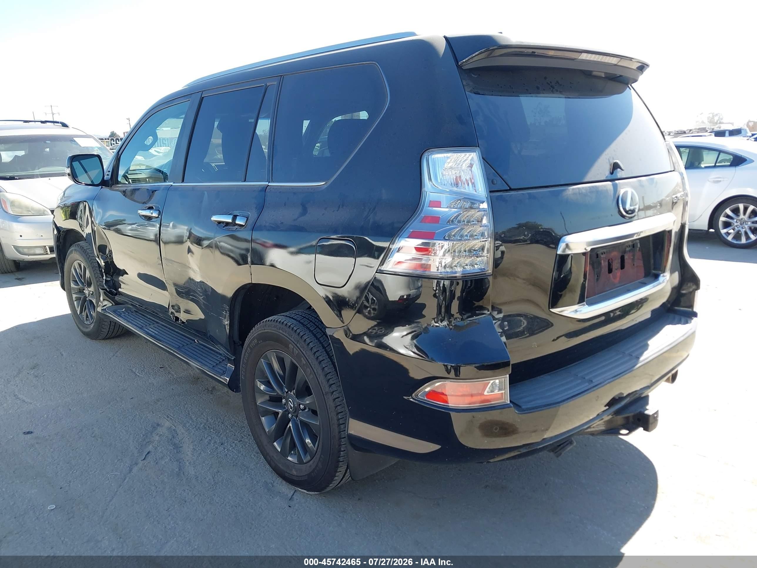 2020 Lexus Gx VIN JTJAM7BX2L5265227 IAAI salvage auction — Side, Salvage (California), sold $18,600 on 2026-09-07 (photo 3)
