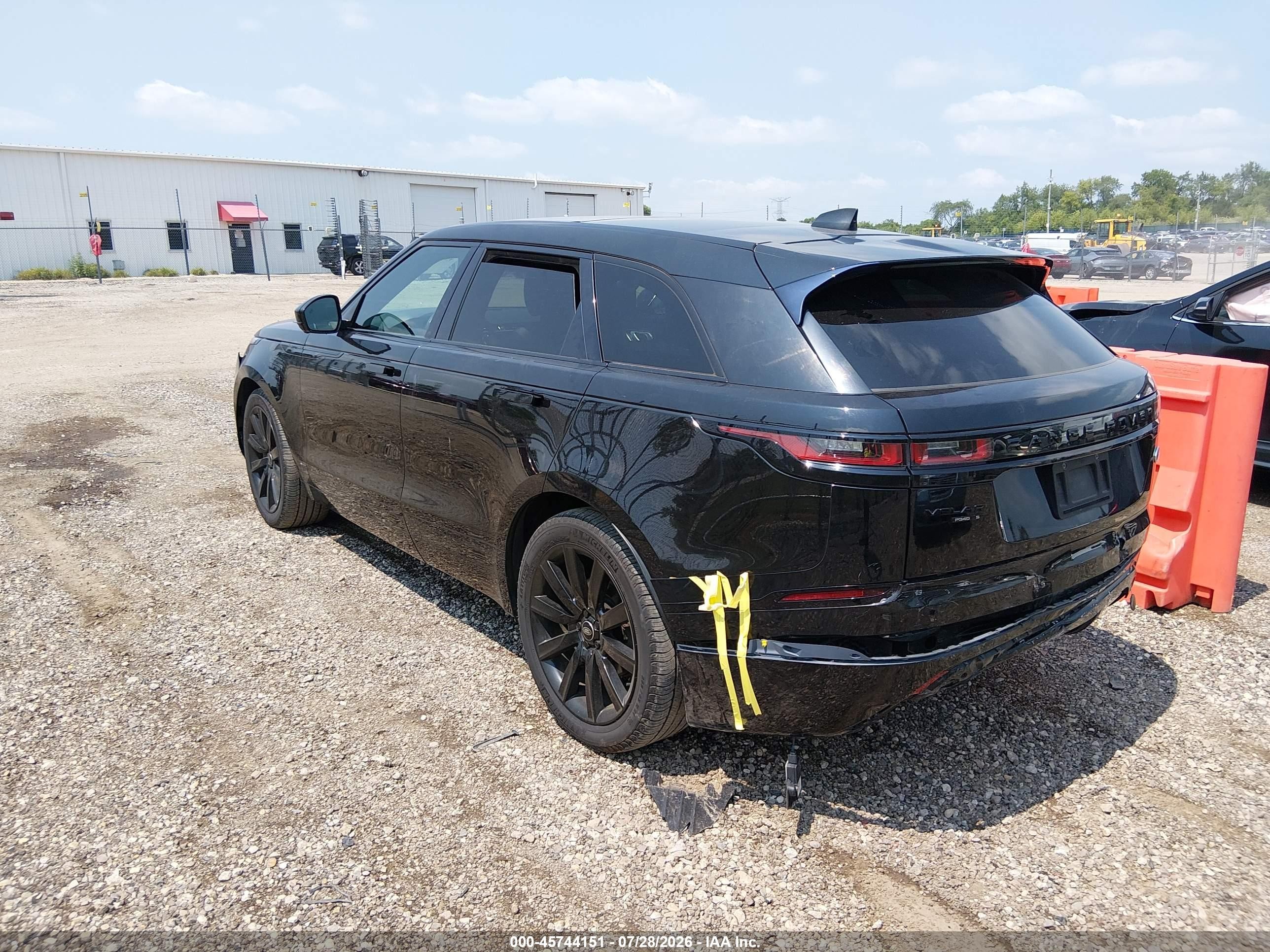 2020 Land Rover Range Rover Velar VIN SALYK2FV2LA283777 IAAI salvage auction — Rear End, Salvage (Illinois), sold $8,500 on 2026-09-13 (photo 3)