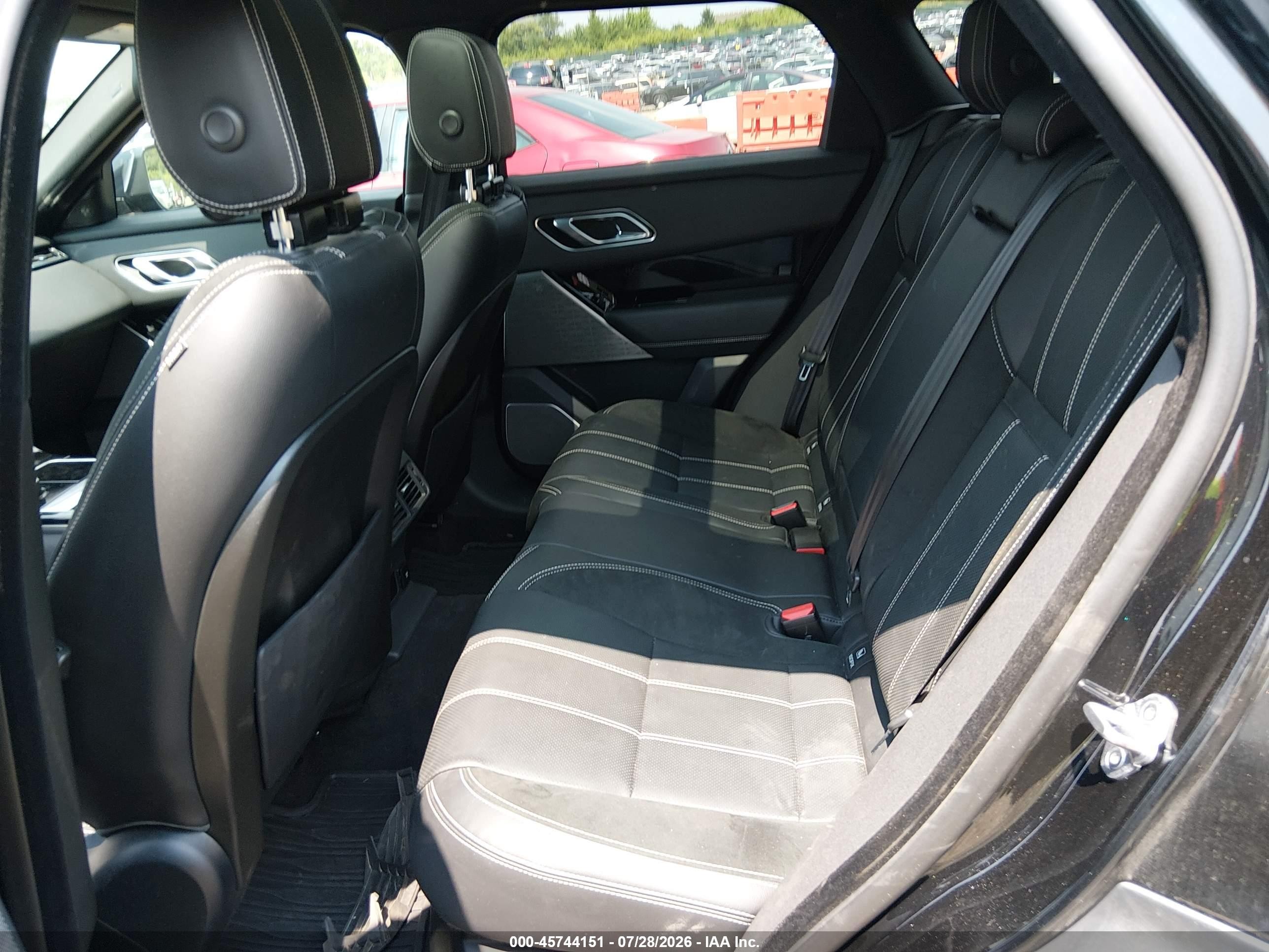 2020 Land Rover Range Rover Velar VIN SALYK2FV2LA283777 IAAI salvage auction — Rear End, Salvage (Illinois), sold $8,500 on 2026-09-13 (photo 8)