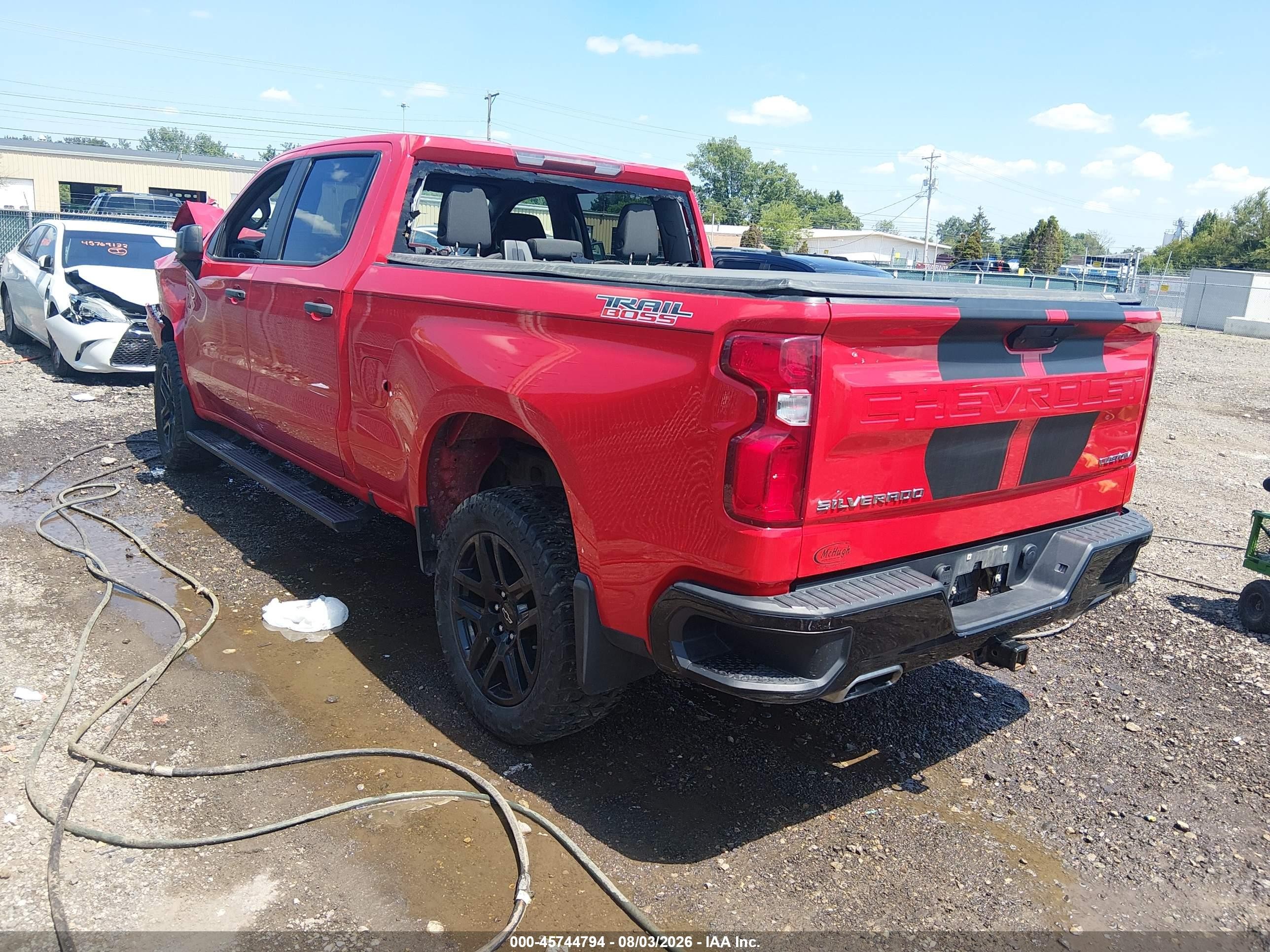 2021 Chevrolet Silverado VIN 1GCPYCEF0MZ429050 IAAI salvage auction — Front End, Salvage (Ohio), sold $9,750 on 2026-10-01 (photo 3)