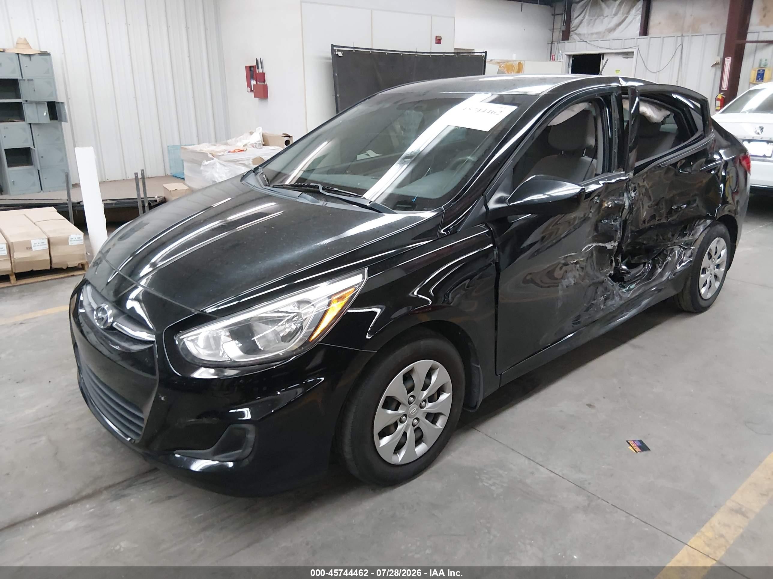 2016 Hyundai Accent VIN KMHCT4AE6GU157634 IAAI salvage auction — Side, Salvage (Arizona), sold $725 on 2026-09-15 (photo 2)