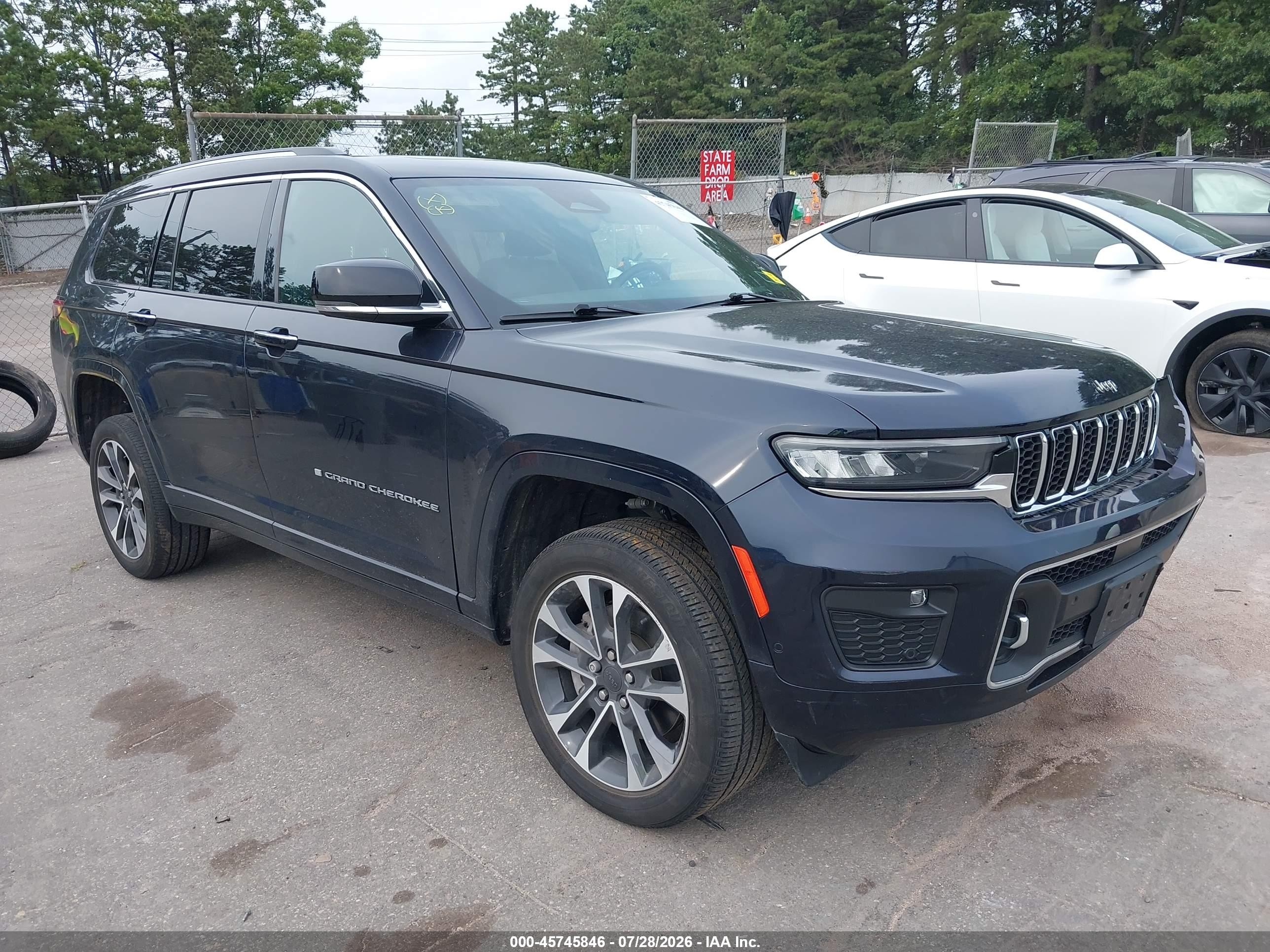 2023 Jeep Grand Cherokee L VIN 1C4RJKDG4P8782161 — IAAI salvage auction photo