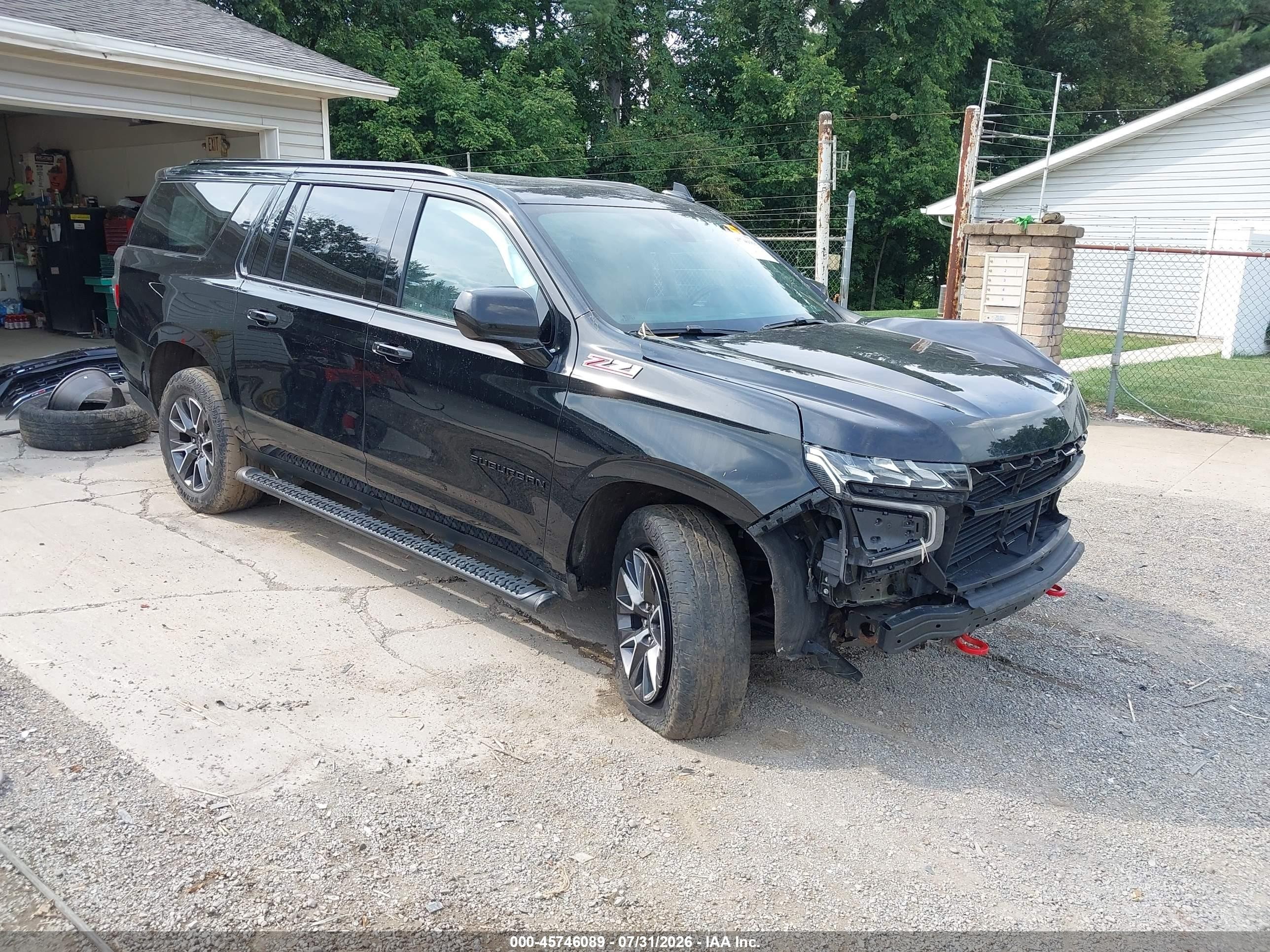 2022 Chevrolet Suburban VIN 1GNSKDKD8NR113912 — IAAI salvage auction photo